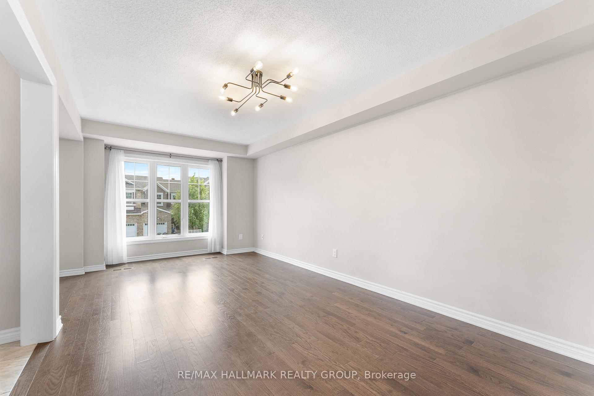 Photo 21 of 799 Mayfly Crescent, Ottawa, Barrhaven - Half Moon Bay — HOMEH