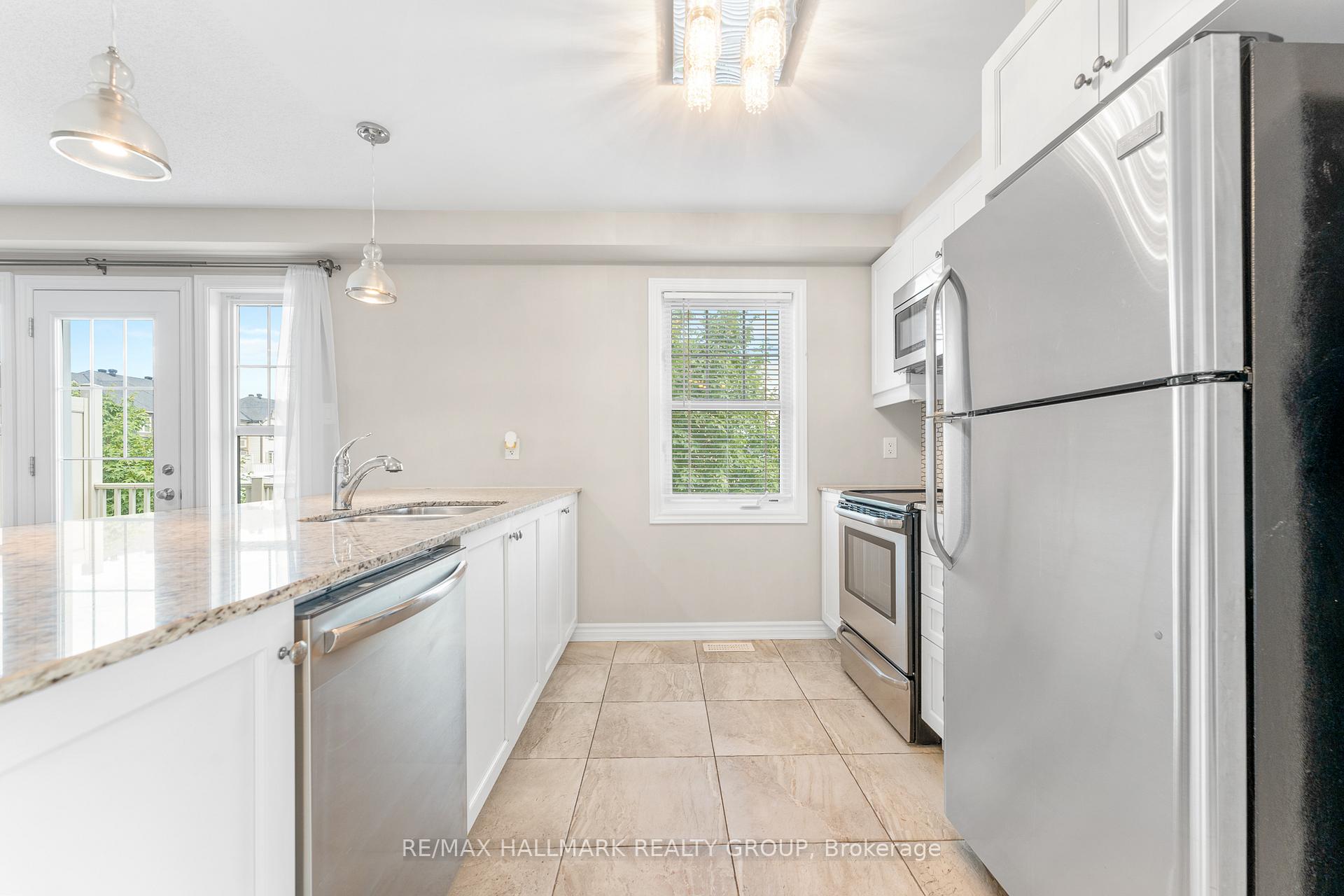 Photo 28 of 799 Mayfly Crescent, Ottawa, Barrhaven - Half Moon Bay — HOMEH