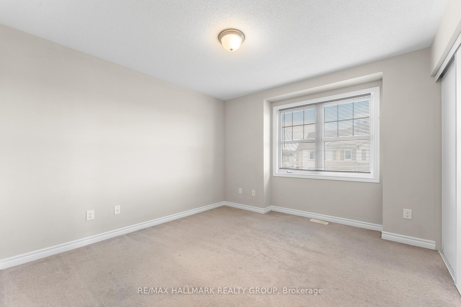 Photo 32 of 799 Mayfly Crescent, Ottawa, Barrhaven - Half Moon Bay — HOMEH