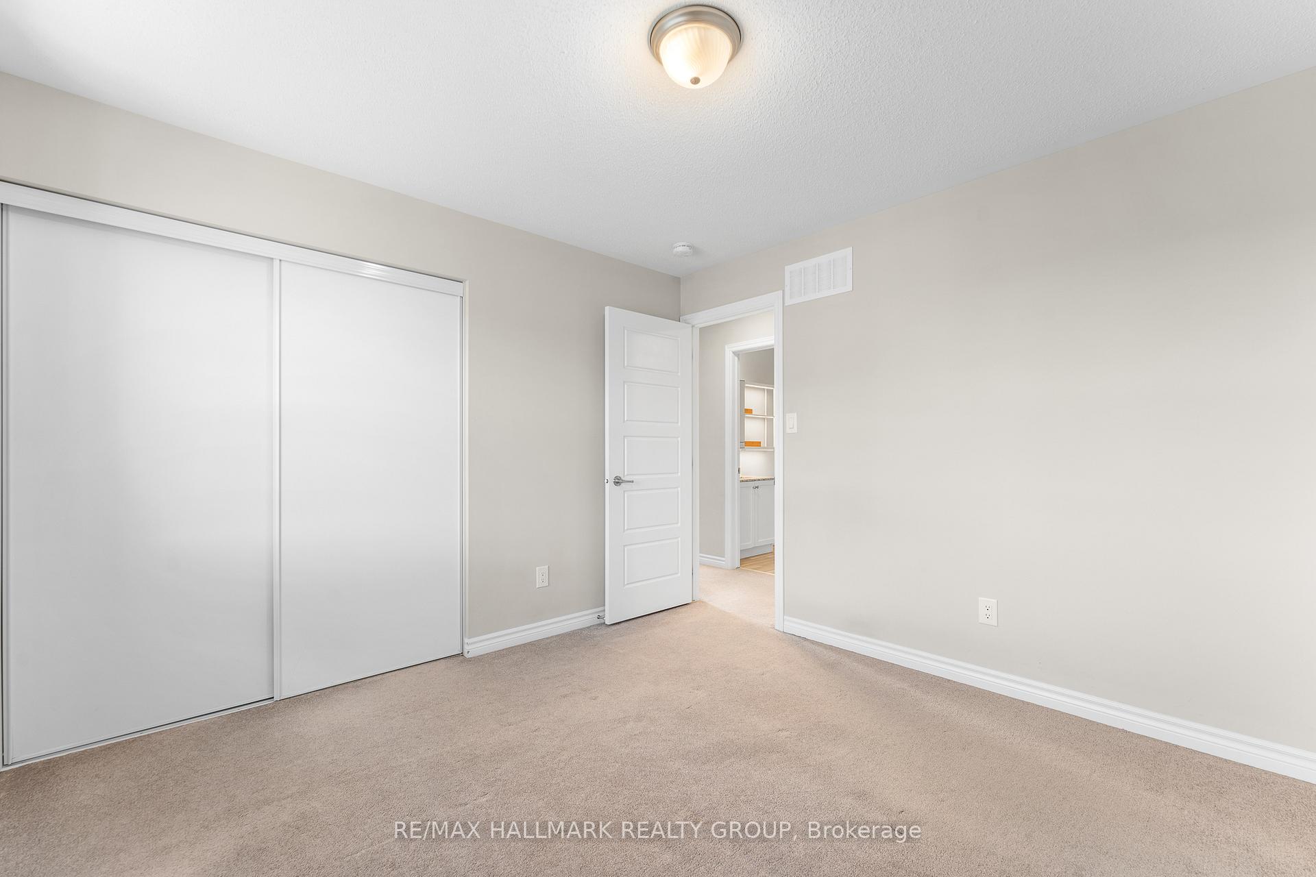 Photo 40 of 799 Mayfly Crescent, Ottawa, Barrhaven - Half Moon Bay — HOMEH
