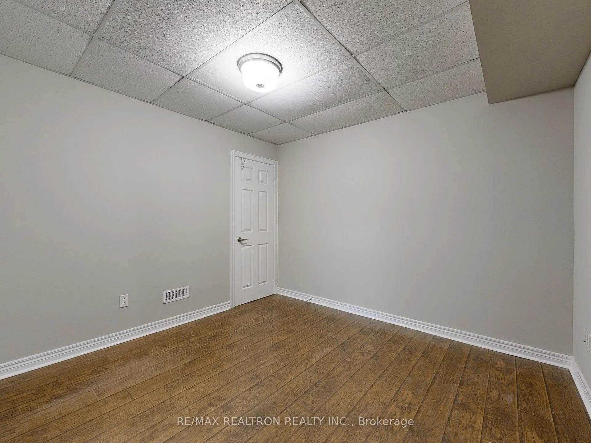 Photo 13 of Unit Basement Unit-A, 5 Cantex Court, Richmond Hill, Devonsleigh — HOMEH