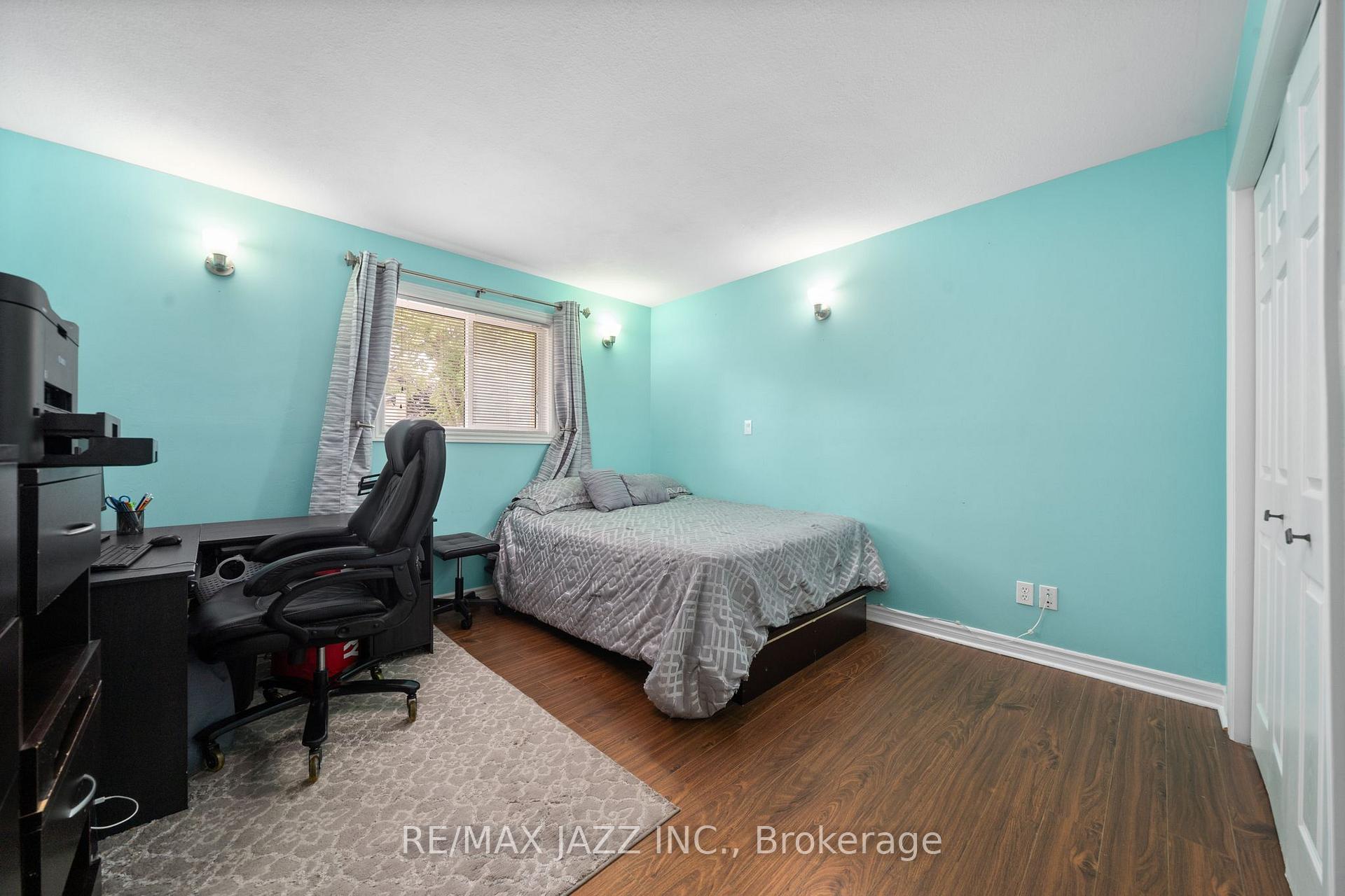 Photo 16 of 25 Emily Street, Belleville, Belleville Ward — HOMEH
