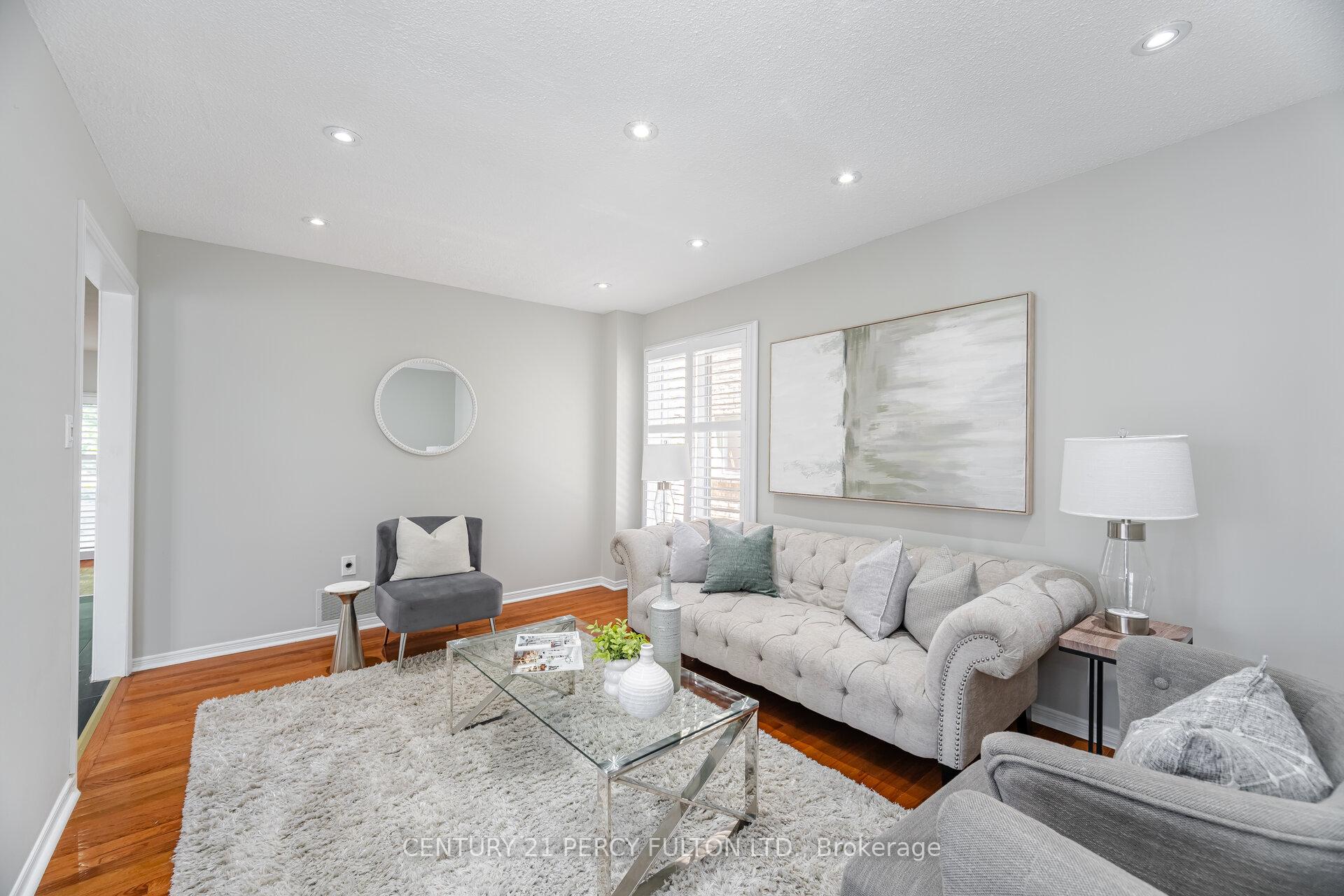 Photo 6 of 4 Radford Drive, Ajax, Central West — HOMEH