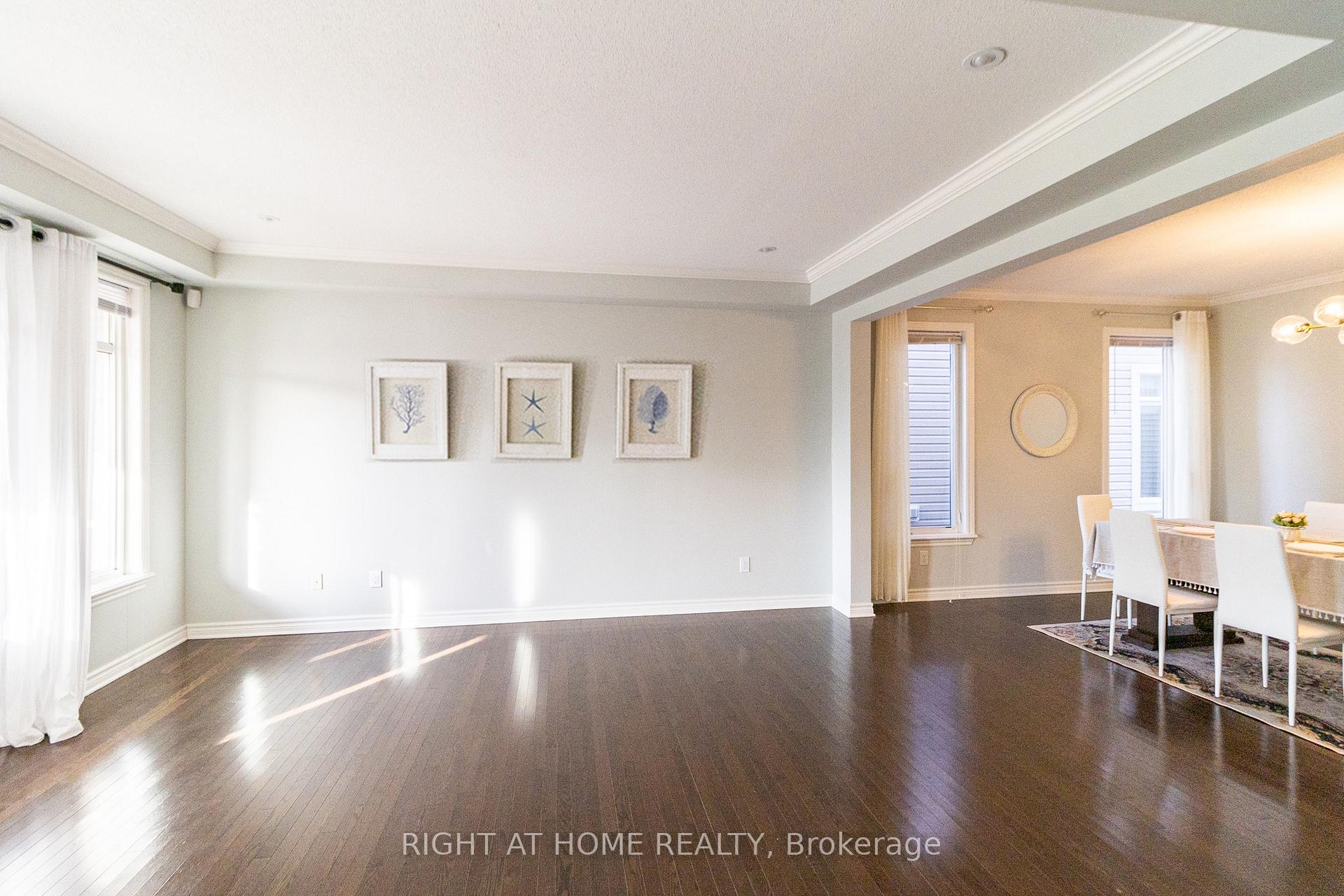 Photo 4 of 204 Cooks Mill Crescent, Ottawa, Riverside South — HOMEH