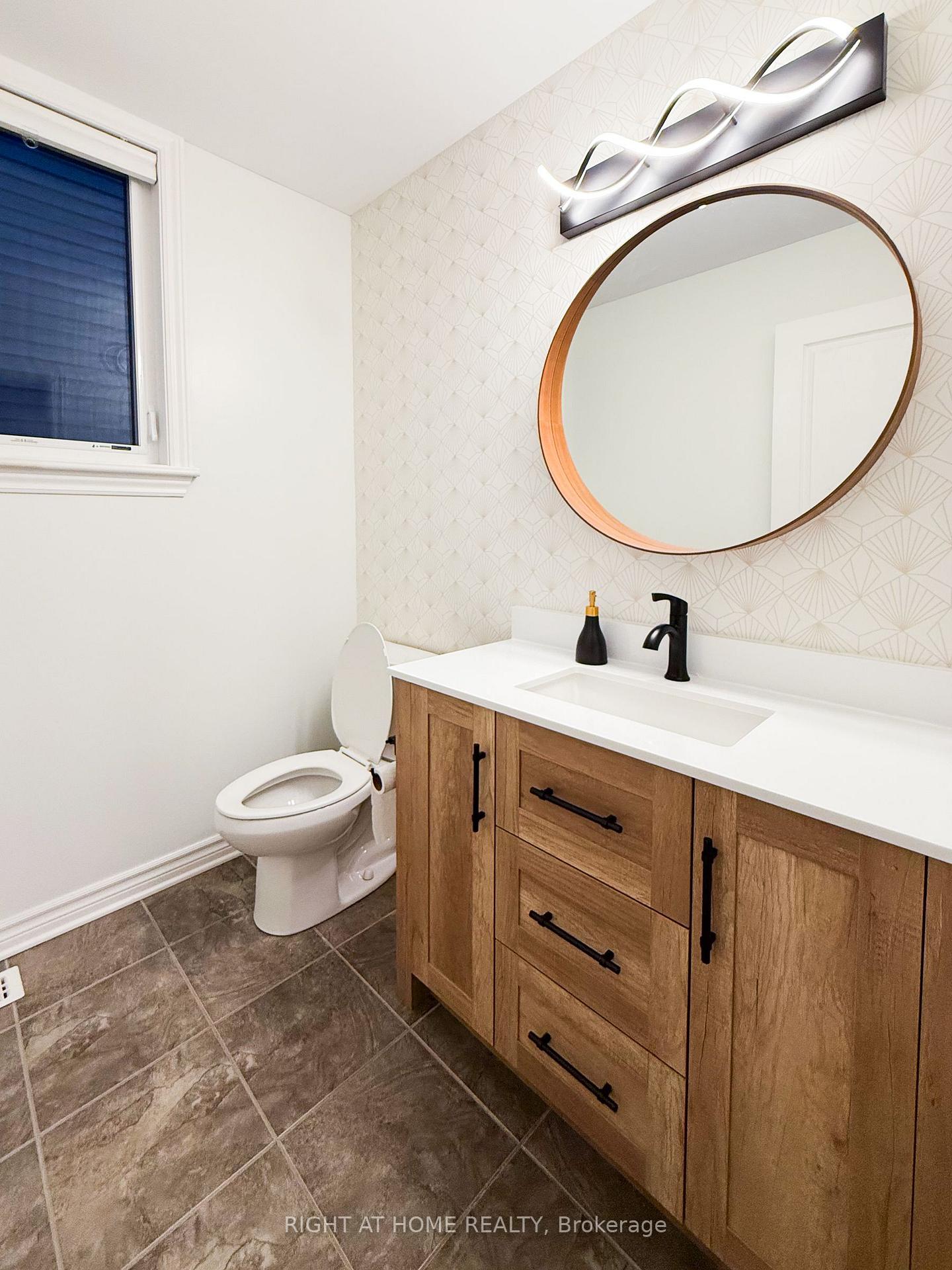 Photo 16 of 204 Cooks Mill Crescent, Ottawa, Riverside South — HOMEH