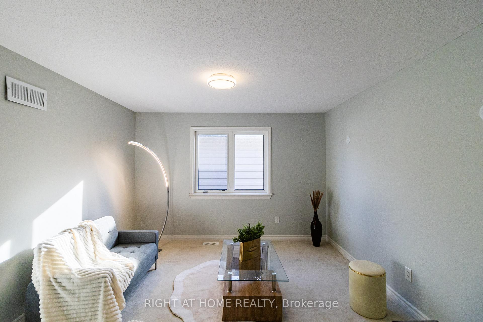 Photo 15 of 204 Cooks Mill Crescent, Ottawa, Riverside South — HOMEH