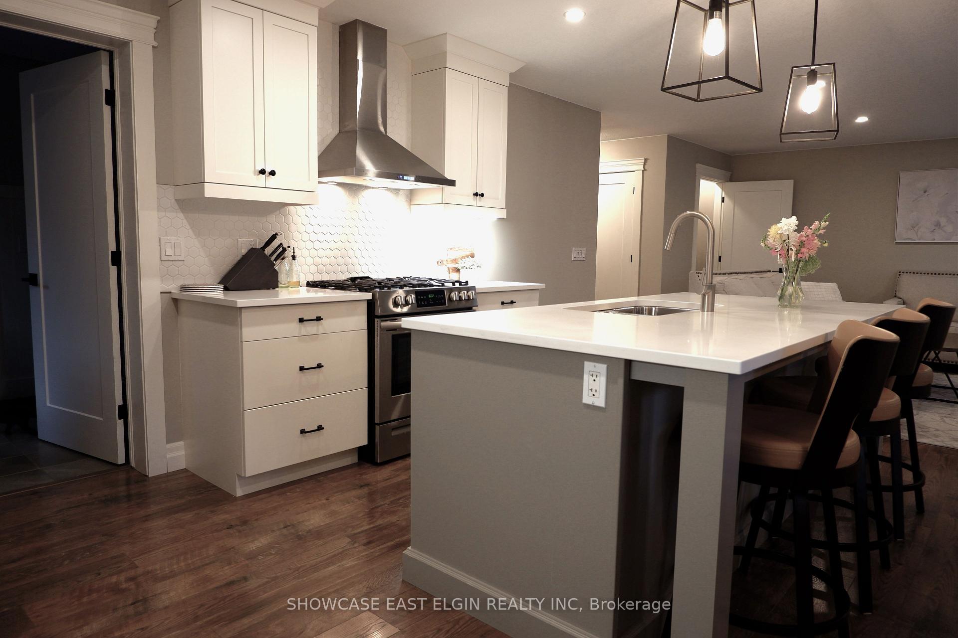 Photo 8 of 145 Tarry Parkway, Aylmer — HOMEH