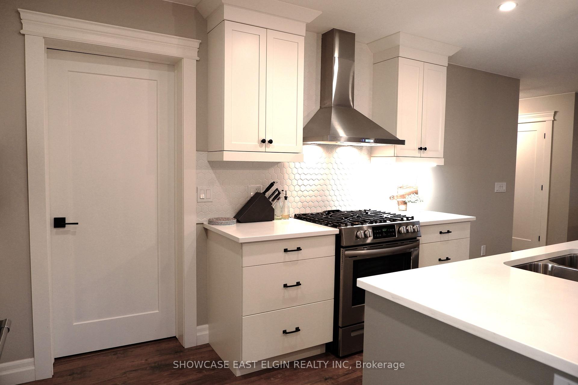 Photo 9 of 145 Tarry Parkway, Aylmer — HOMEH