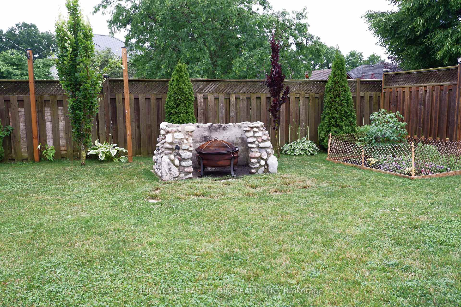 Photo 28 of 145 Tarry Parkway, Aylmer — HOMEH