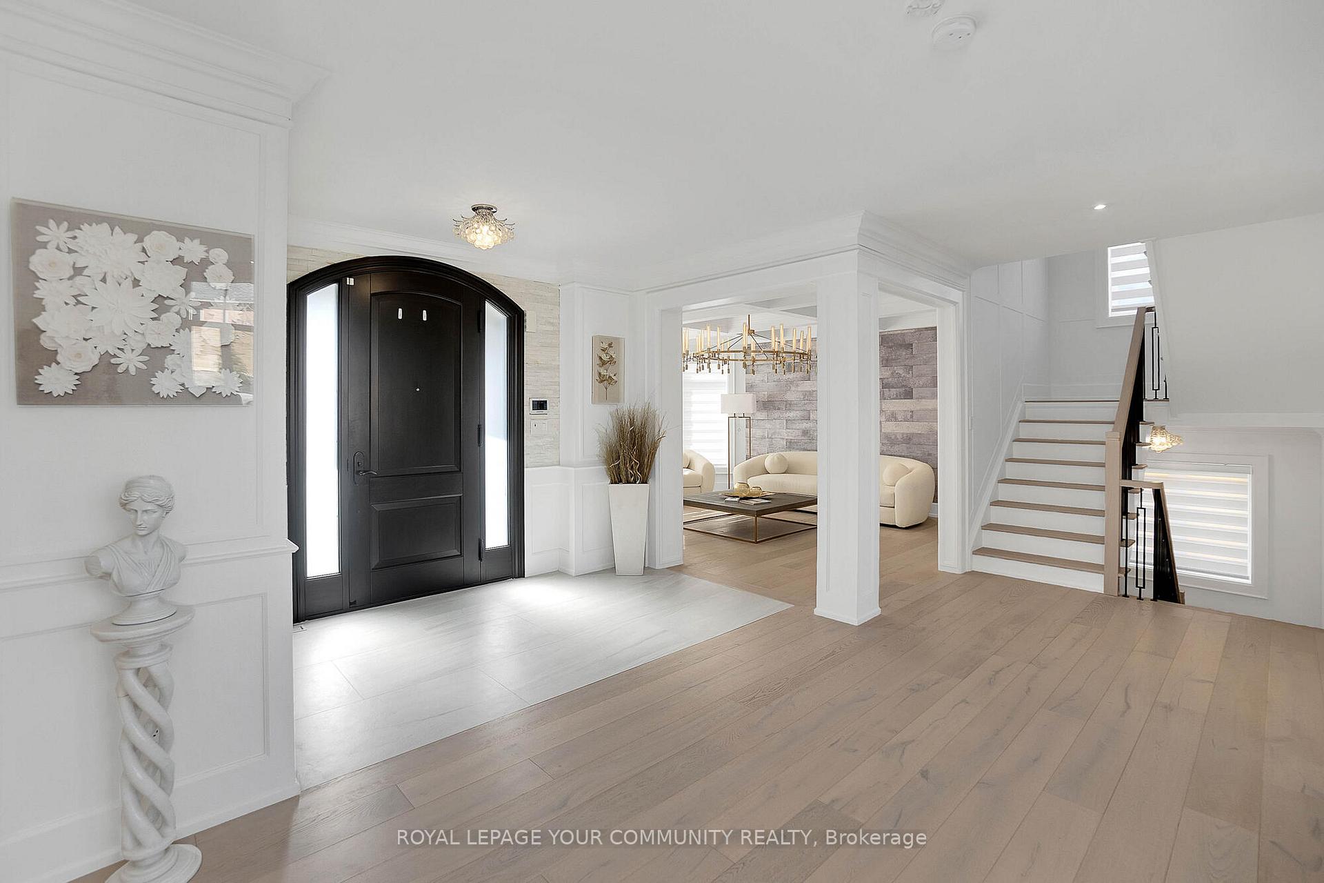 Photo 4 of 15 Soleil Boulevard, Aurora, Aurora Estates — HOMEH