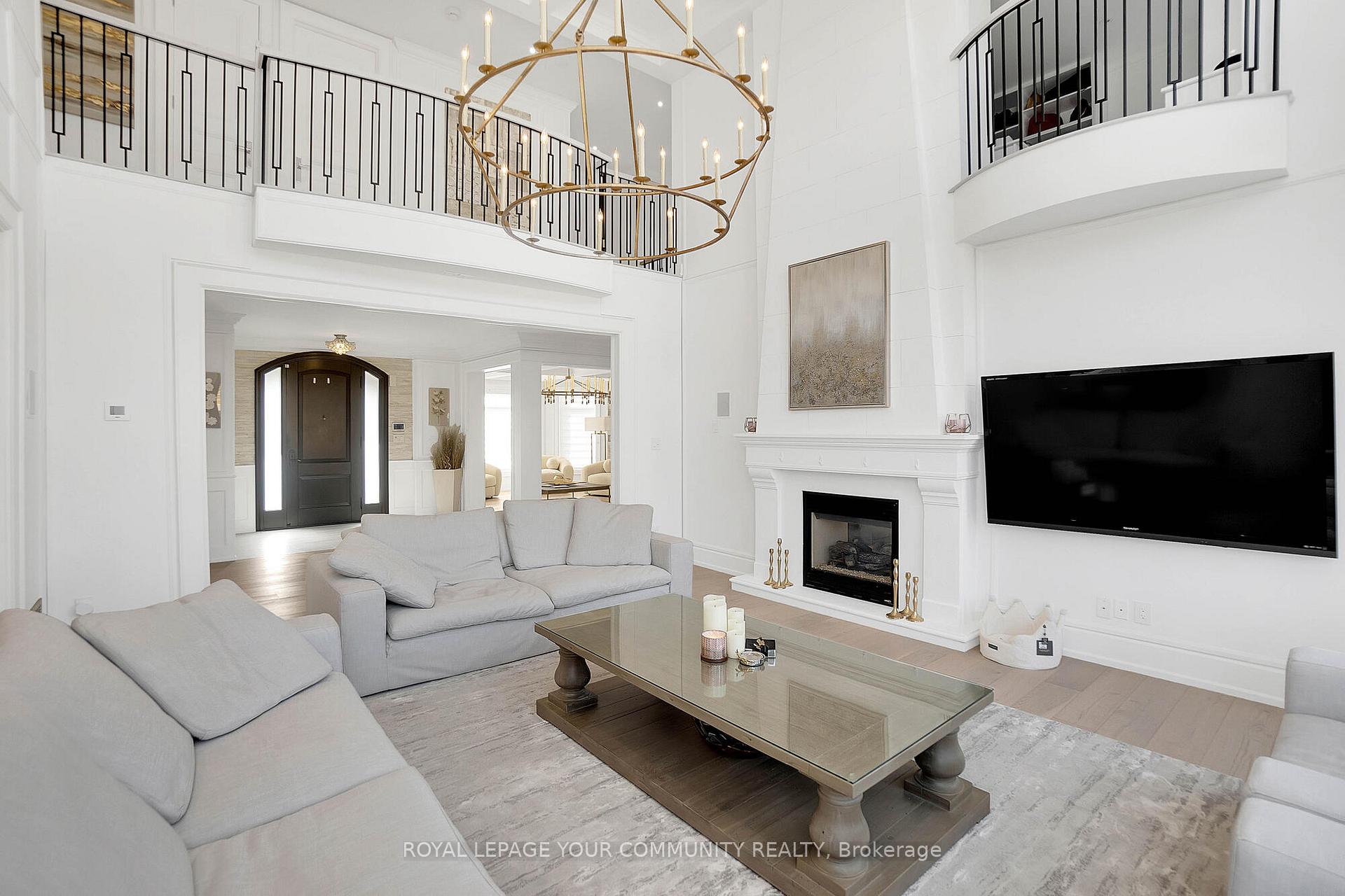 Photo 11 of 15 Soleil Boulevard, Aurora, Aurora Estates — HOMEH