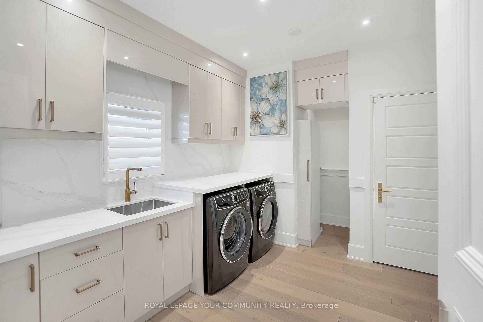 Photo 18 of 15 Soleil Boulevard, Aurora, Aurora Estates — HOMEH