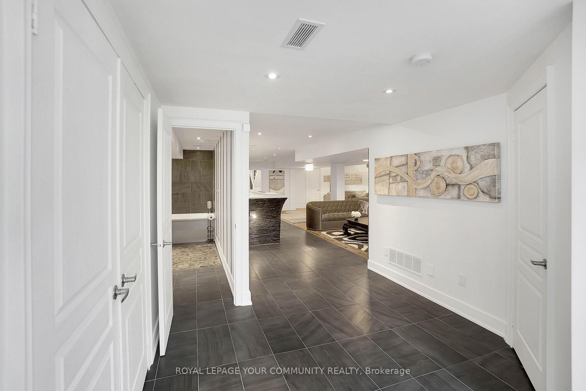 Photo 22 of 15 Soleil Boulevard, Aurora, Aurora Estates — HOMEH