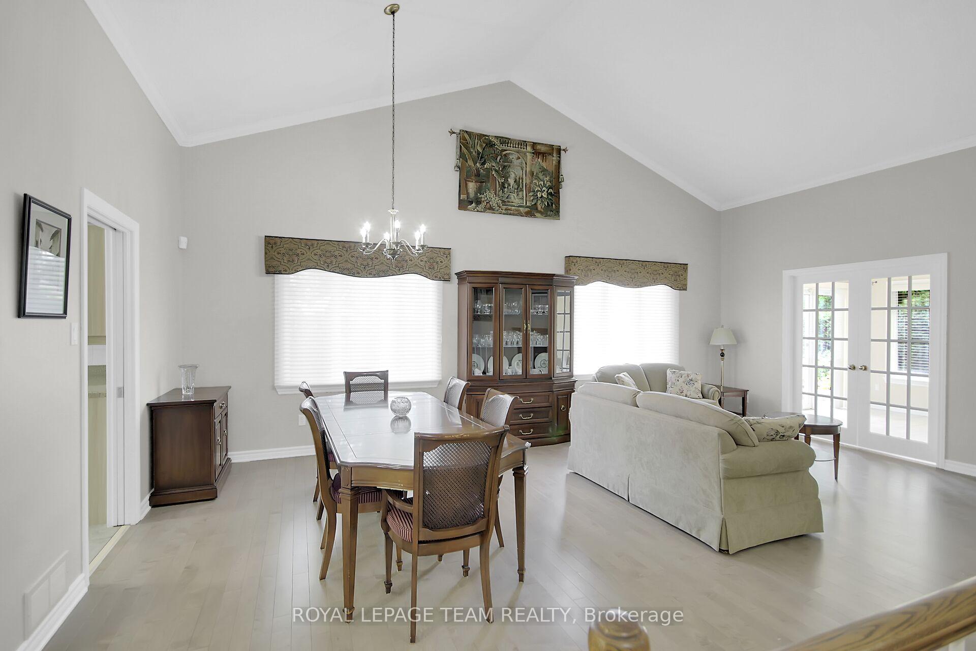 Photo 13 of 35 Fieldcrest Avenue, Ottawa, Barrhaven - Longfields — HOMEH