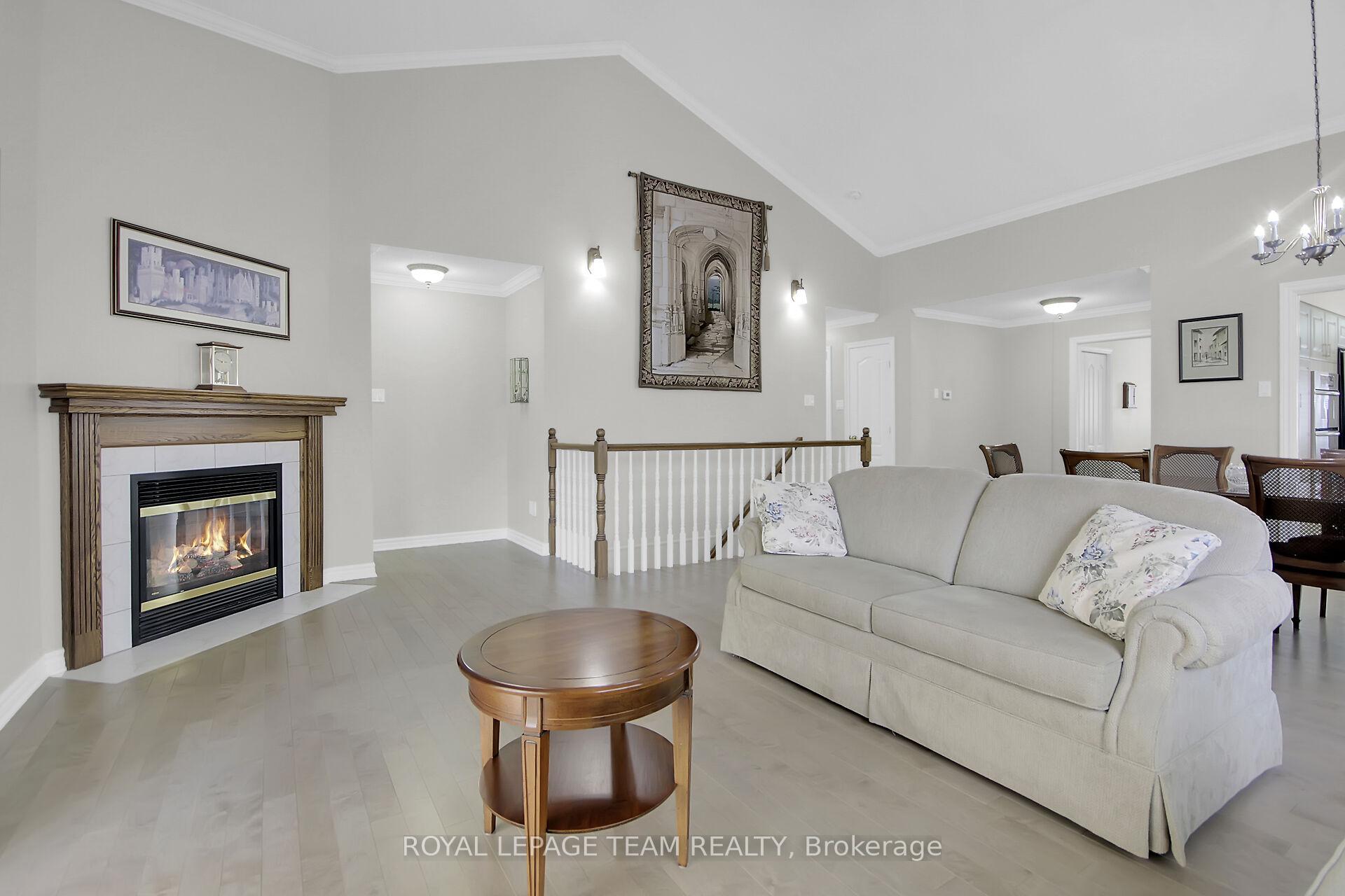 Photo 15 of 35 Fieldcrest Avenue, Ottawa, Barrhaven - Longfields — HOMEH