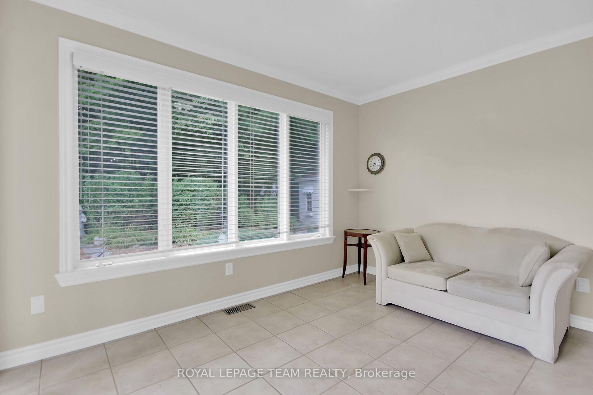 Photo 19 of 35 Fieldcrest Avenue, Ottawa, Barrhaven - Longfields — HOMEH