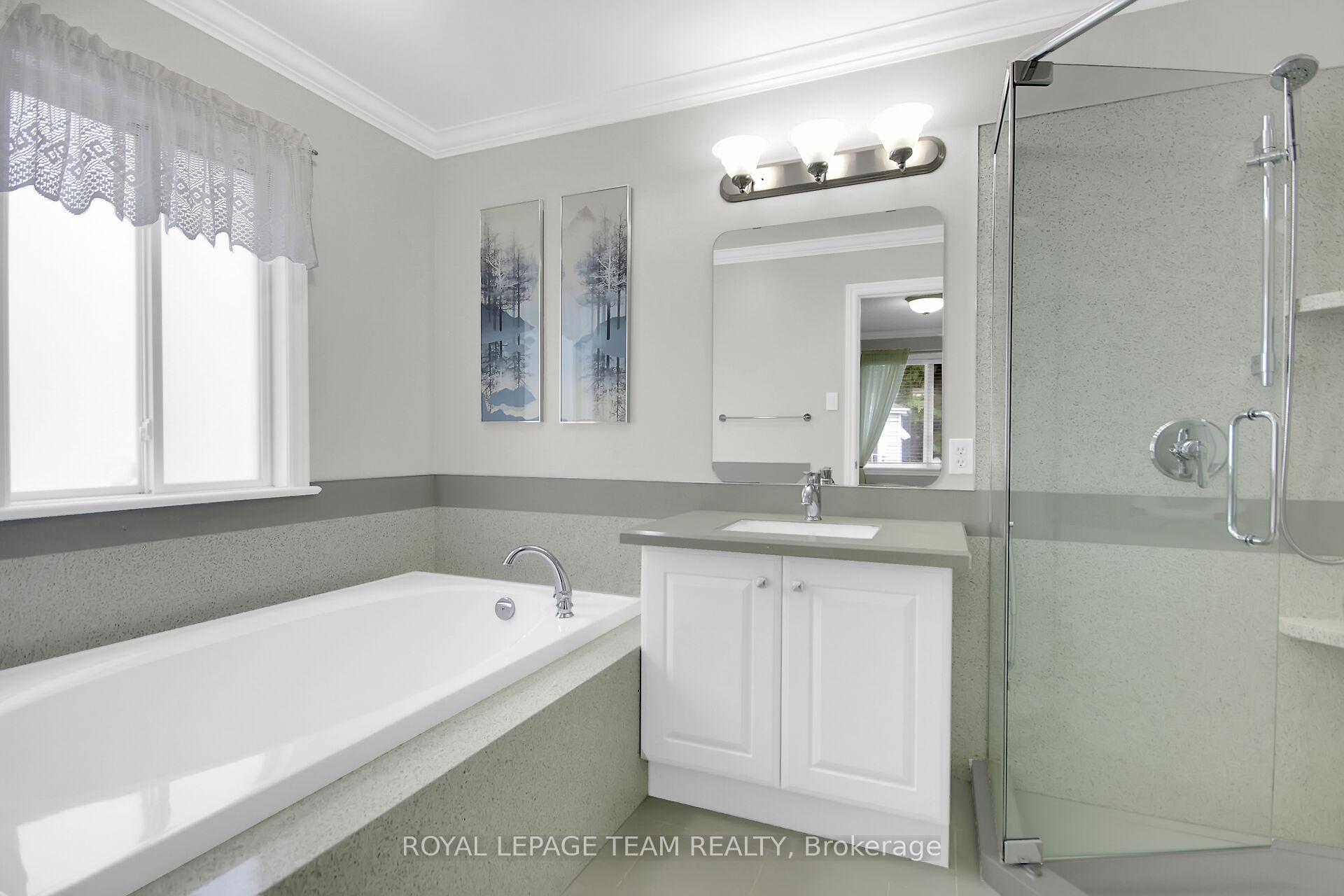 Photo 26 of 35 Fieldcrest Avenue, Ottawa, Barrhaven - Longfields — HOMEH