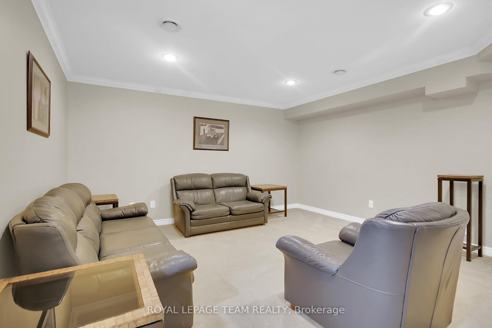 Photo 33 of 35 Fieldcrest Avenue, Ottawa, Barrhaven - Longfields — HOMEH