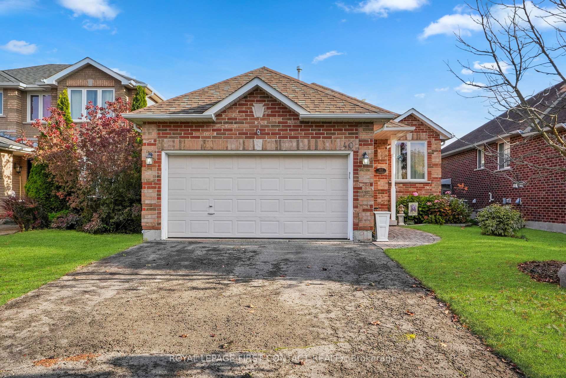 Photo 1 of 40 Felt Crescent, Barrie, Bayshore — HOMEH