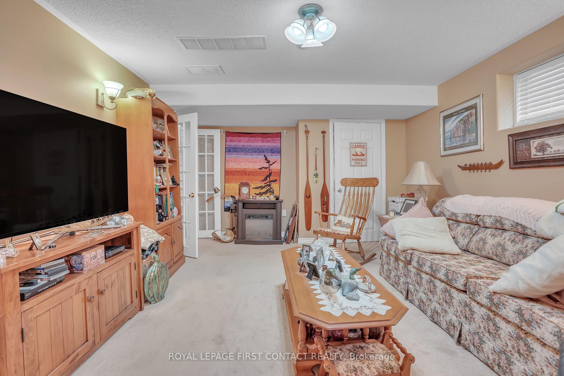 Photo 49 of 40 Felt Crescent, Barrie, Bayshore — HOMEH