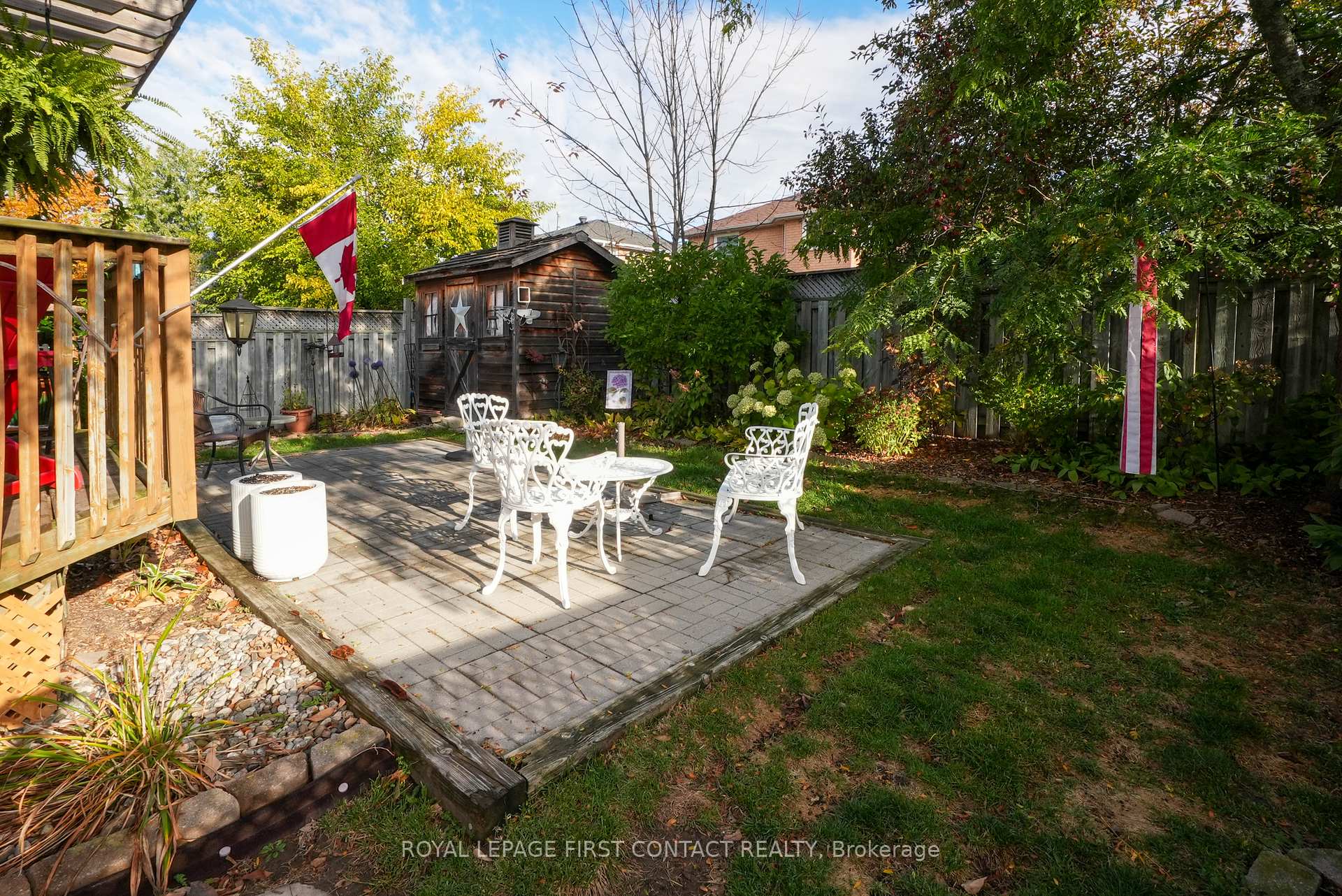 Photo 29 of 40 Felt Crescent, Barrie, Bayshore — HOMEH