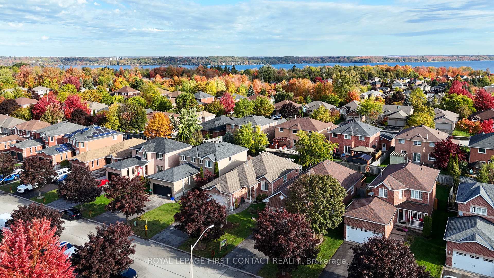 Photo 40 of 40 Felt Crescent, Barrie, Bayshore — HOMEH