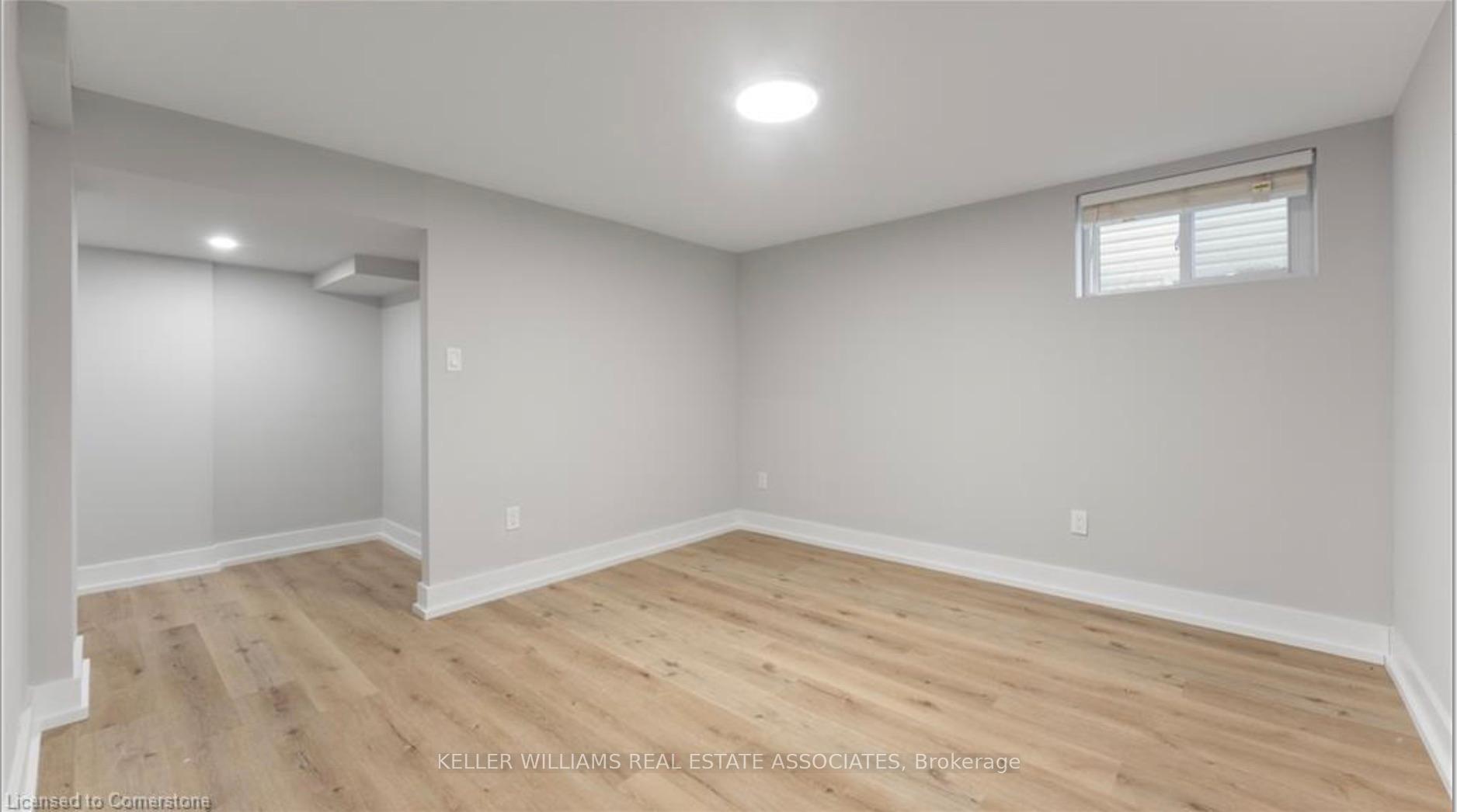 Photo 8 of Unit 2, 176 North Park Street, Brant, Brantford Twp — HOMEH