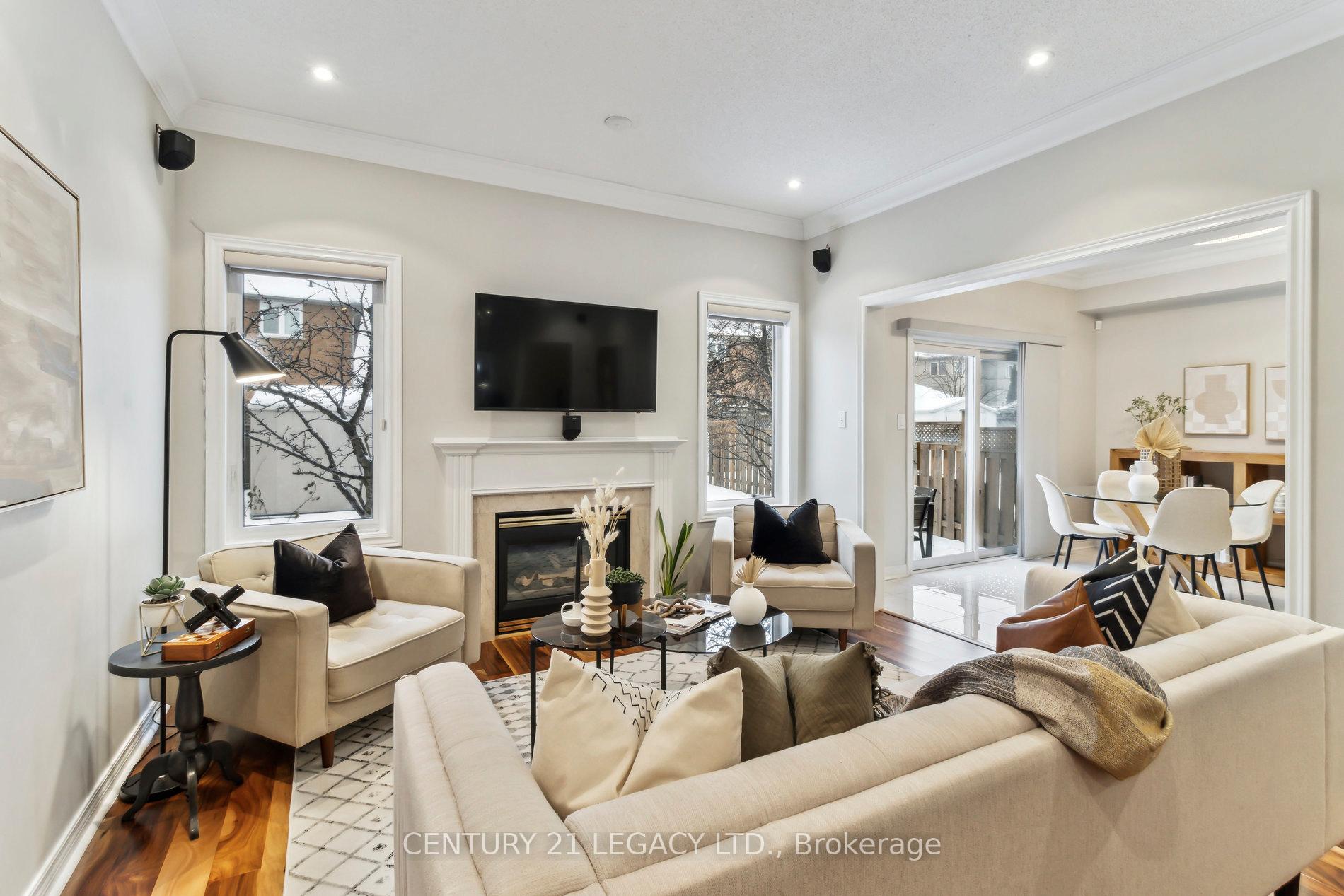 Photo 4 of 22 Sgotto Boulevard, Vaughan, Sonoma Heights — HOMEH