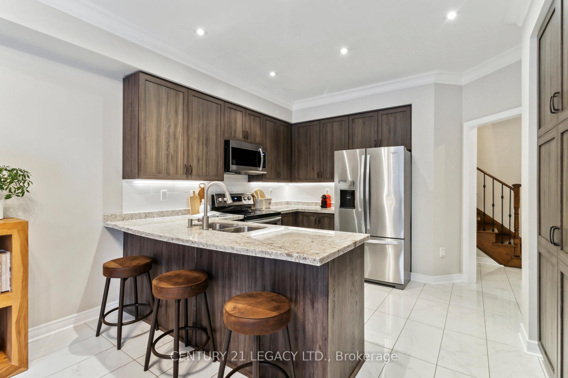 Photo 10 of 22 Sgotto Boulevard, Vaughan, Sonoma Heights — HOMEH