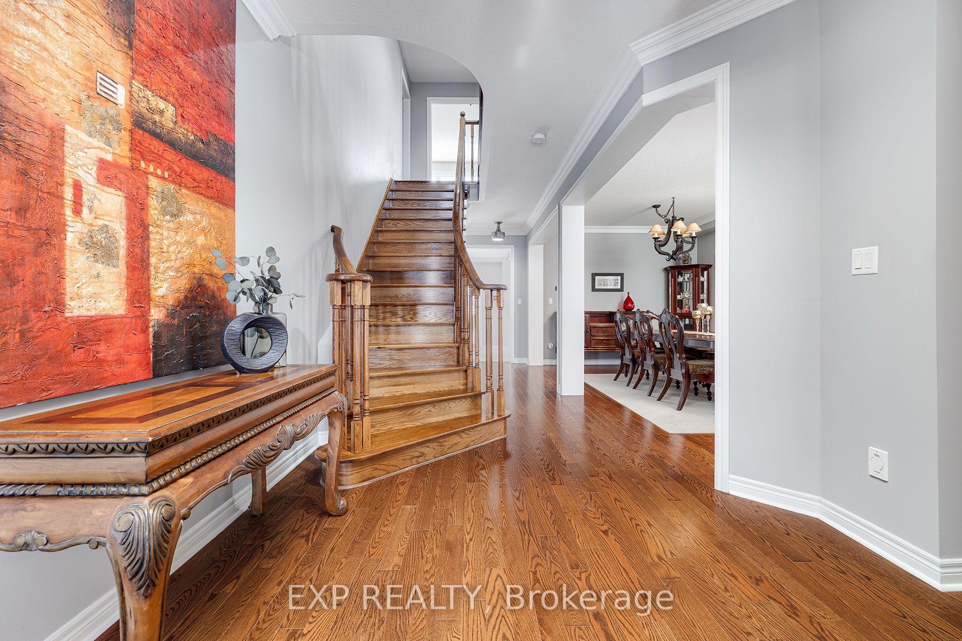 Photo 3 of 65 Filippazzo Road, Vaughan, Vellore Village — HOMEH