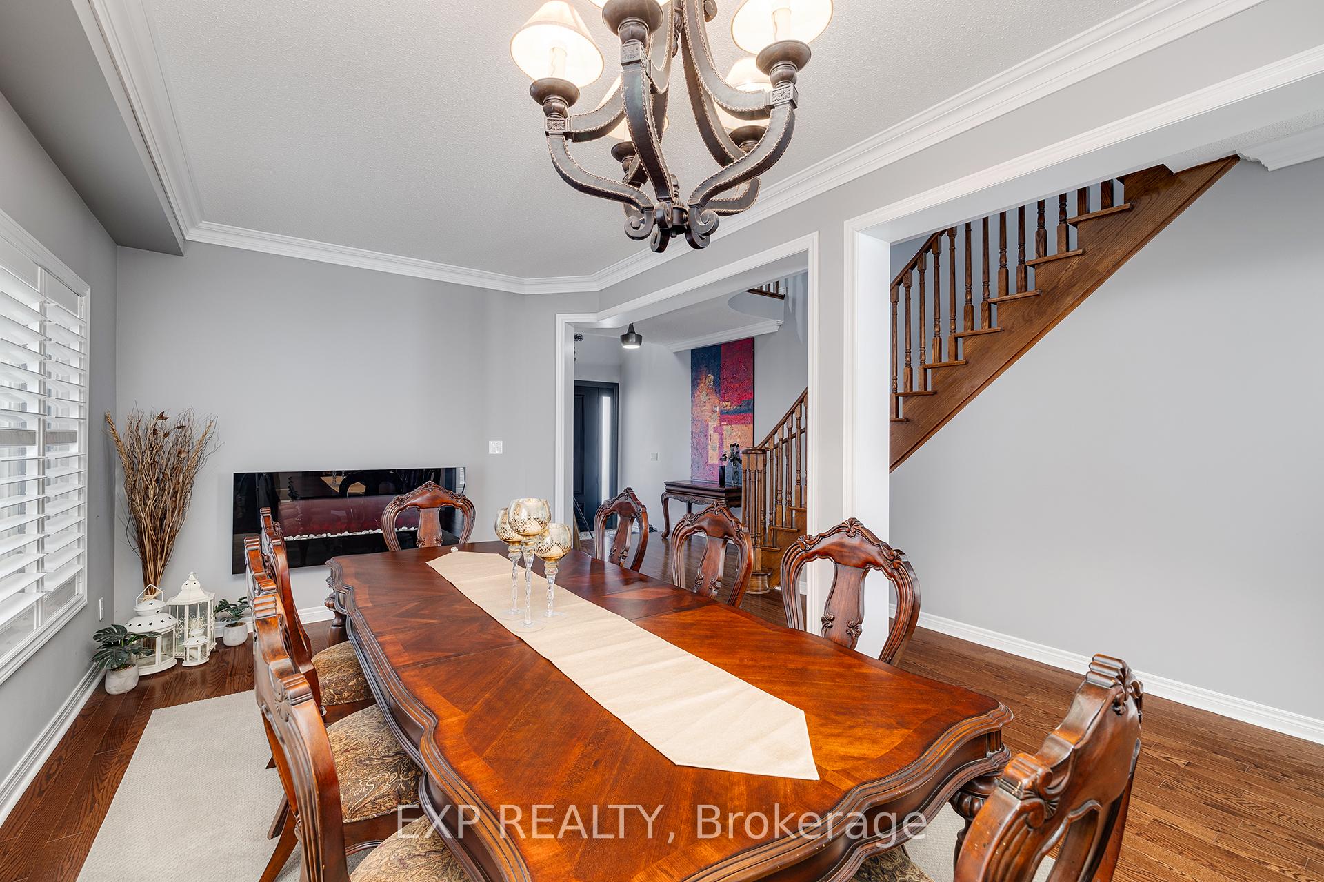 Photo 5 of 65 Filippazzo Road, Vaughan, Vellore Village — HOMEH