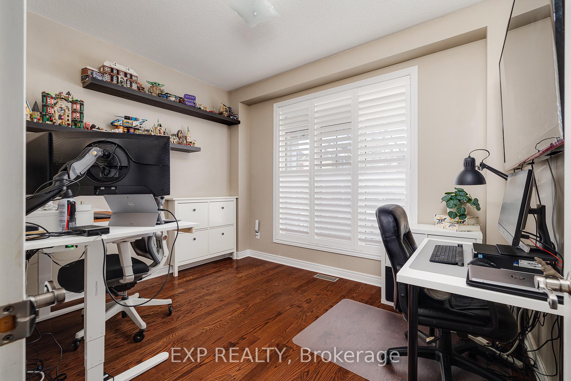Photo 13 of 65 Filippazzo Road, Vaughan, Vellore Village — HOMEH