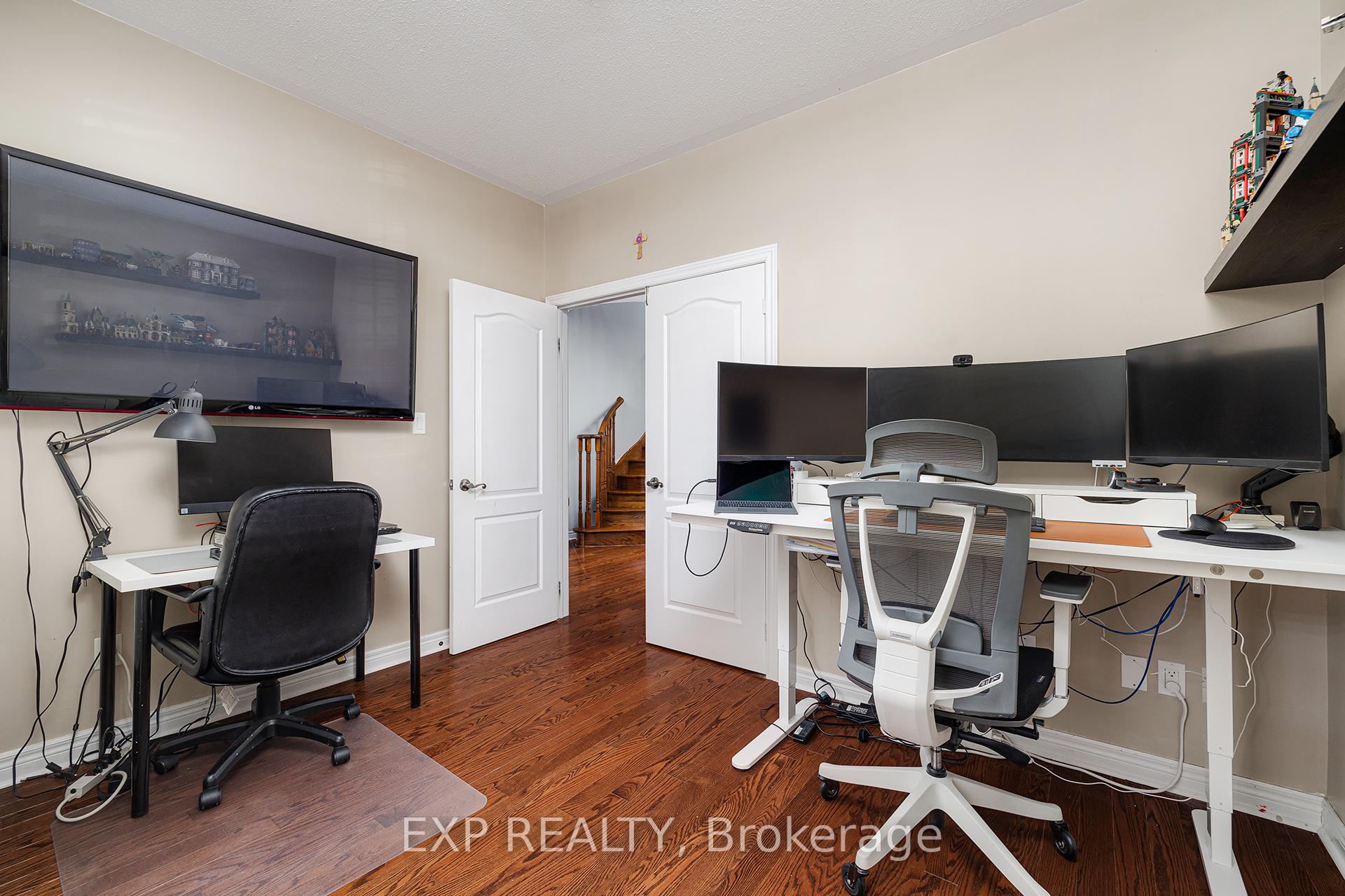Photo 14 of 65 Filippazzo Road, Vaughan, Vellore Village — HOMEH