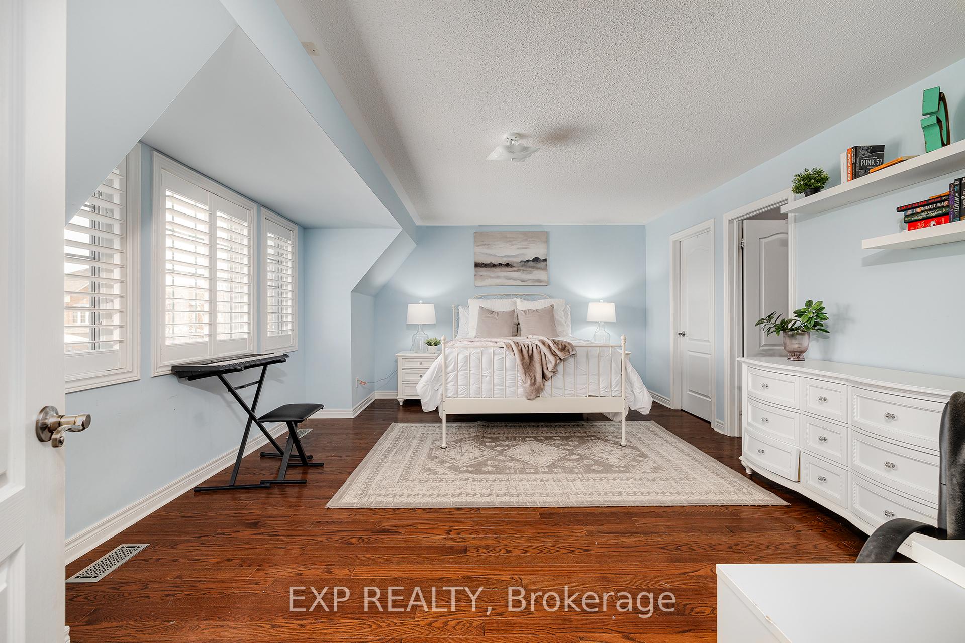 Photo 25 of 65 Filippazzo Road, Vaughan, Vellore Village — HOMEH