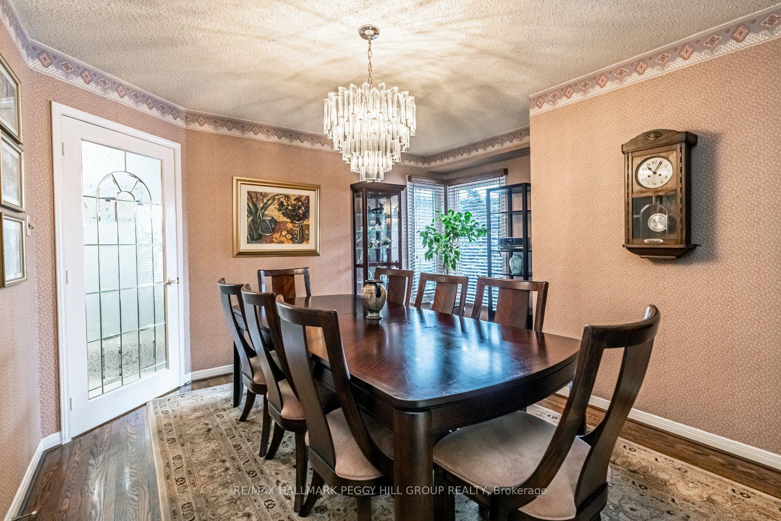 Photo 7 of 16 Kimbergate Way, Vaughan, Brownridge — HOMEH