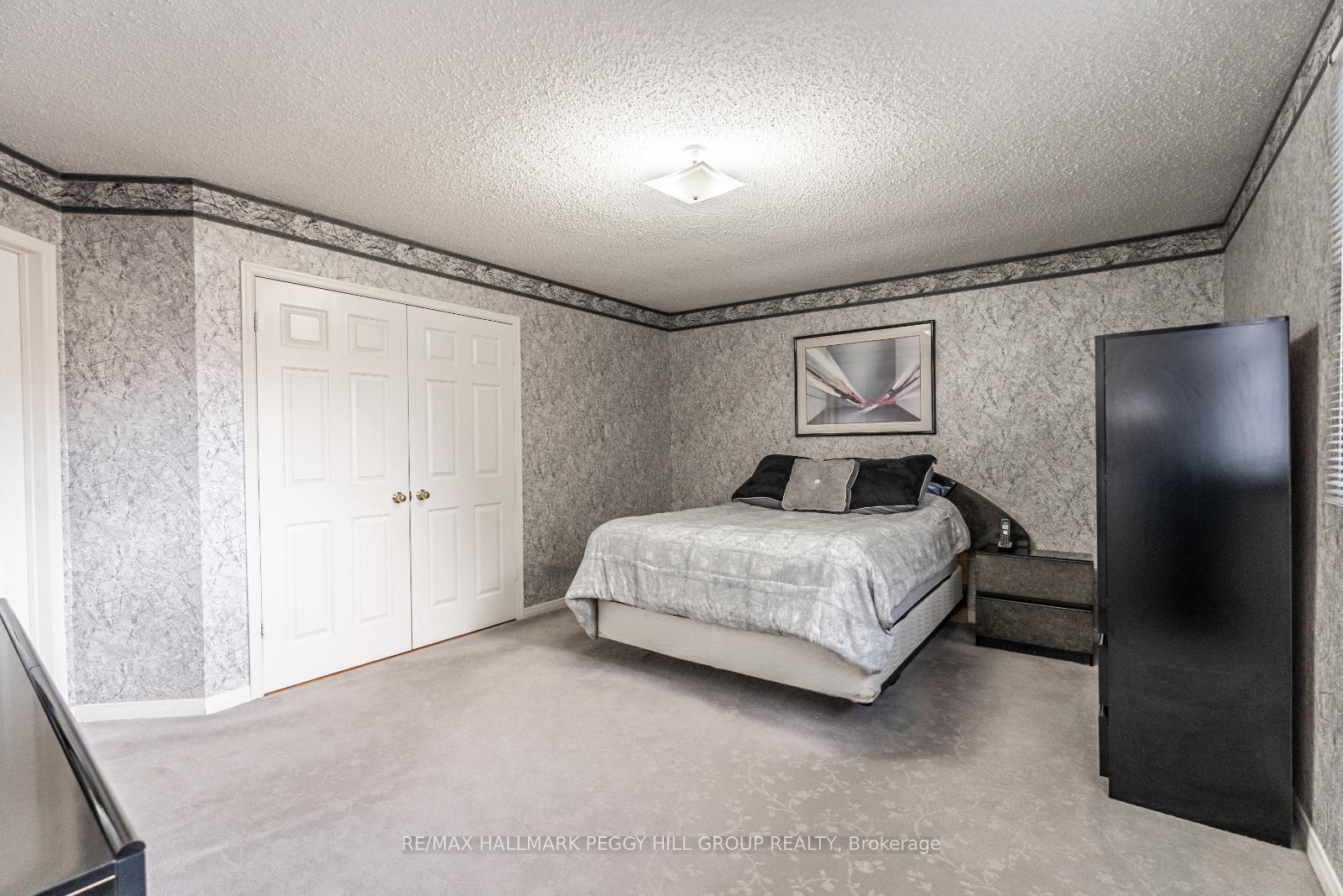 Photo 11 of 16 Kimbergate Way, Vaughan, Brownridge — HOMEH