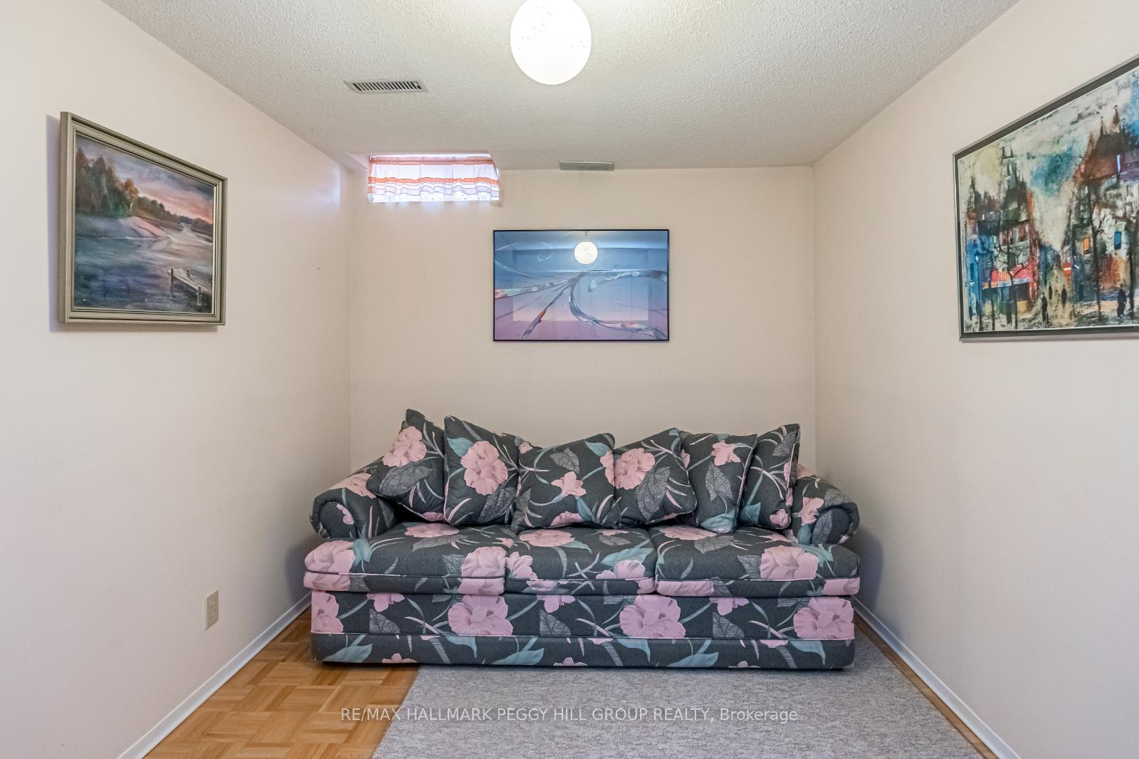 Photo 18 of 16 Kimbergate Way, Vaughan, Brownridge — HOMEH