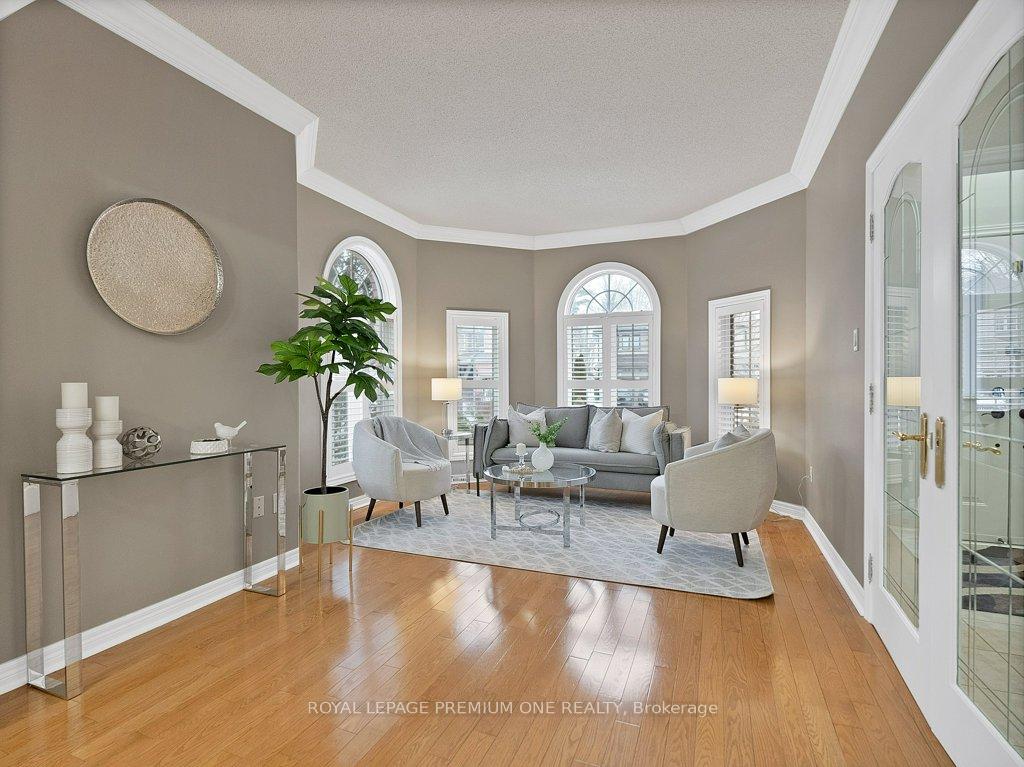 Photo 6 of 60 Golden Gate Circle, Vaughan, Sonoma Heights — HOMEH