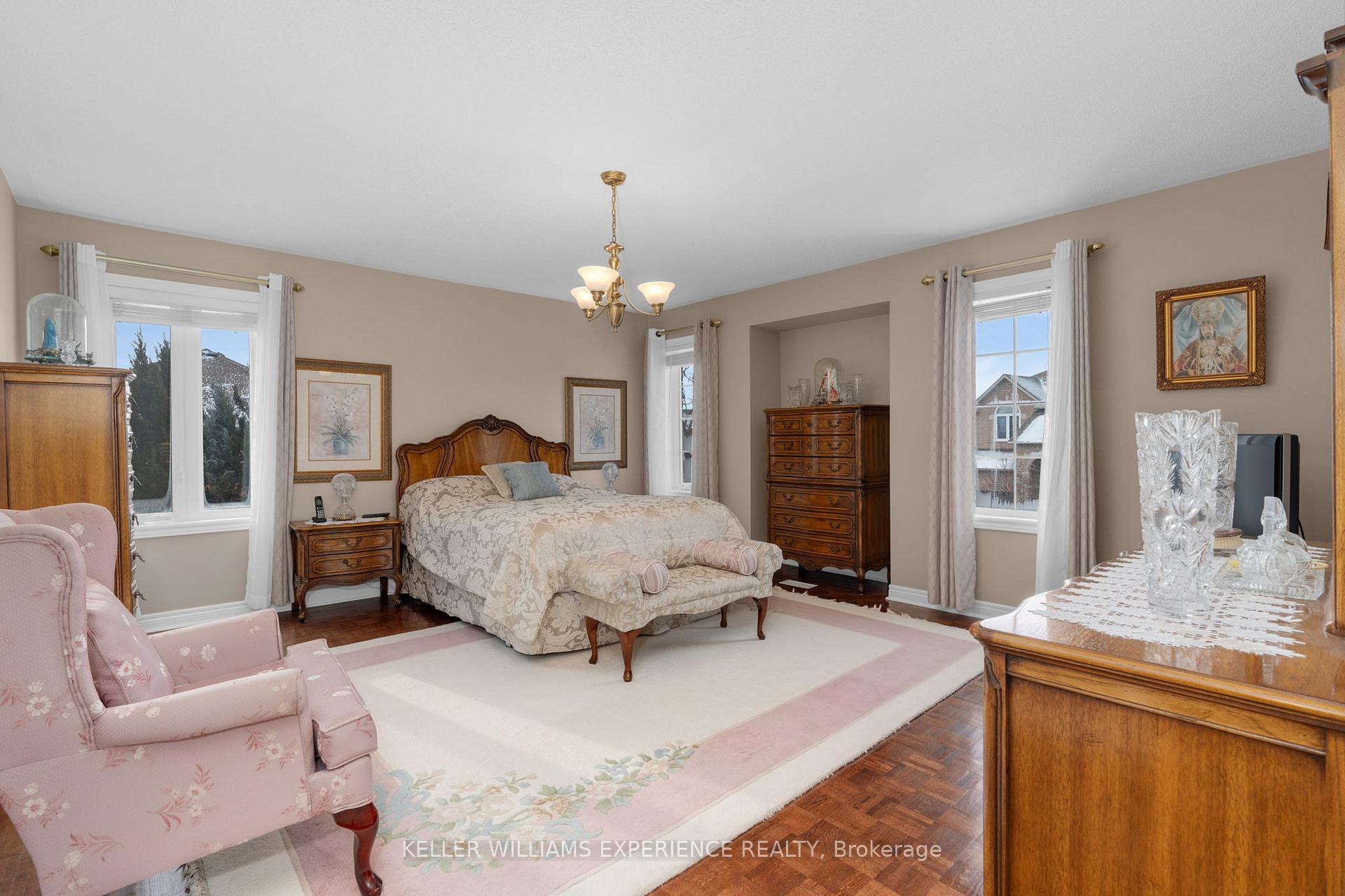 Photo 11 of 819 Napa Valley Avenue, Vaughan, Sonoma Heights — HOMEH