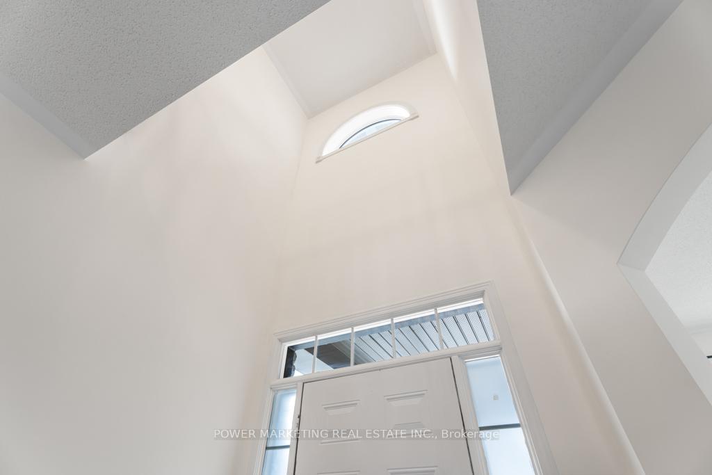 Photo 2 of 241 Dave Smith Crescent, Ottawa, Riverside South/Gloucester Glen — HOMEH