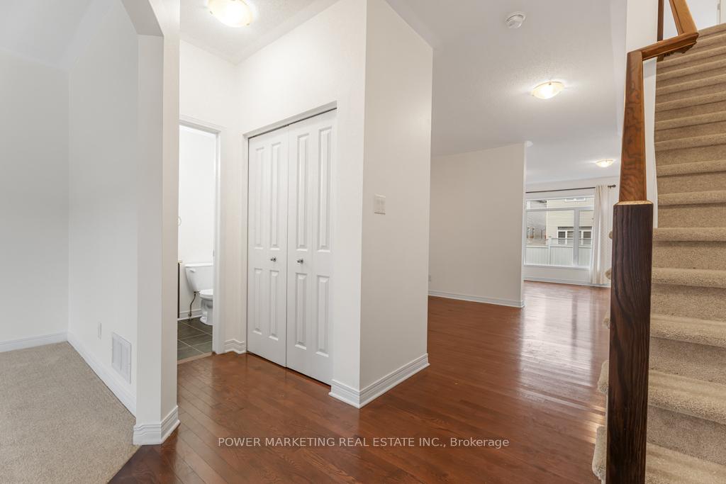 Photo 5 of 241 Dave Smith Crescent, Ottawa, Riverside South/Gloucester Glen — HOMEH