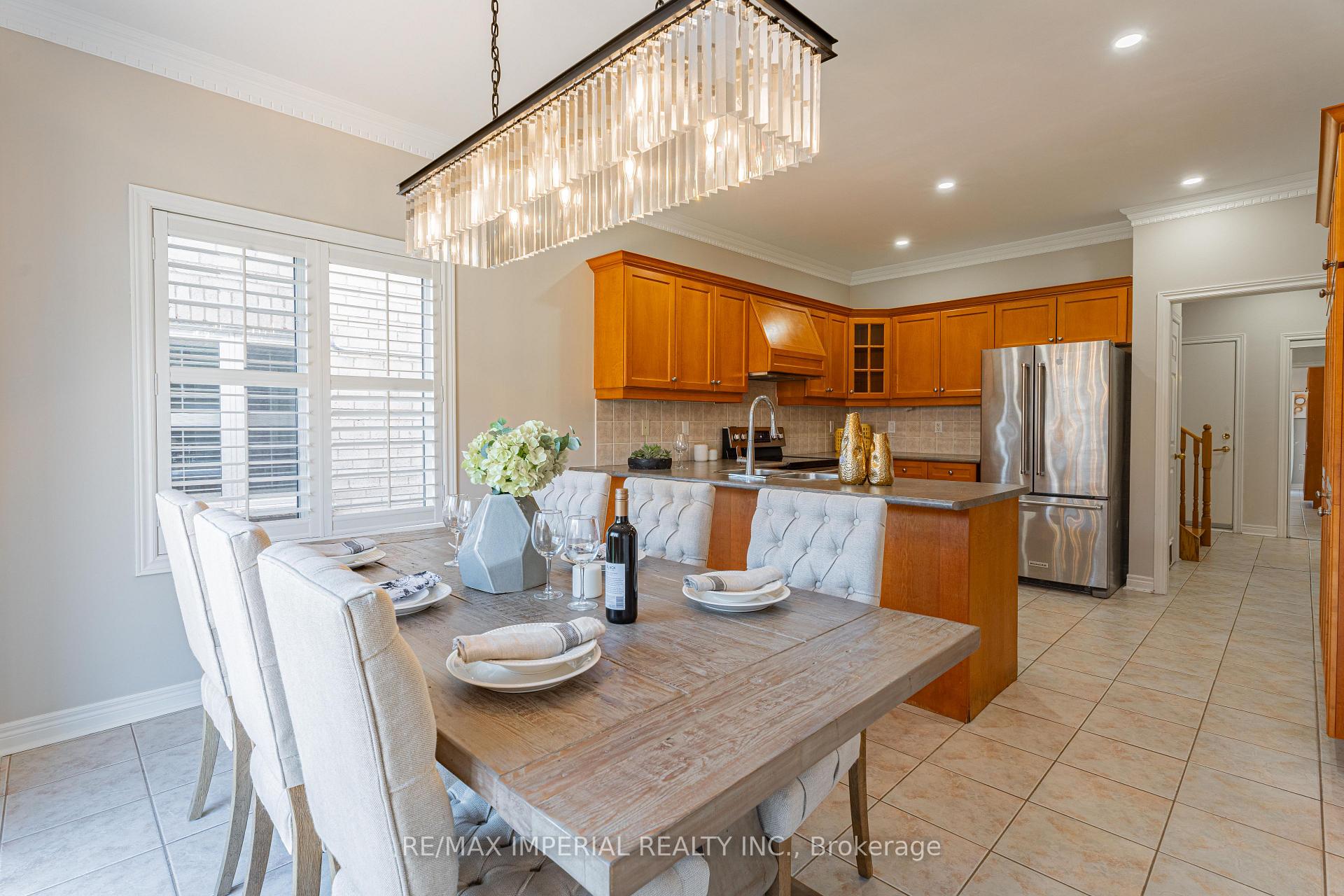 Photo 13 of 23 Criscione Drive, Vaughan, Sonoma Heights — HOMEH