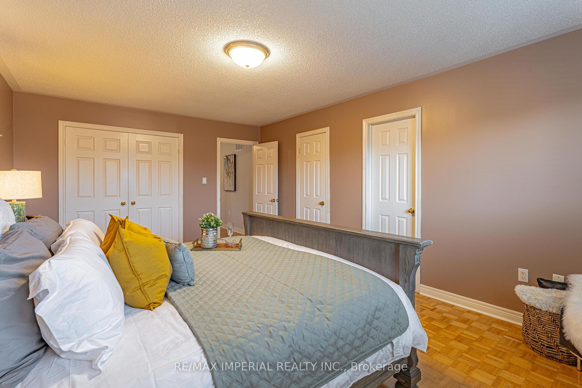 Photo 21 of 23 Criscione Drive, Vaughan, Sonoma Heights — HOMEH
