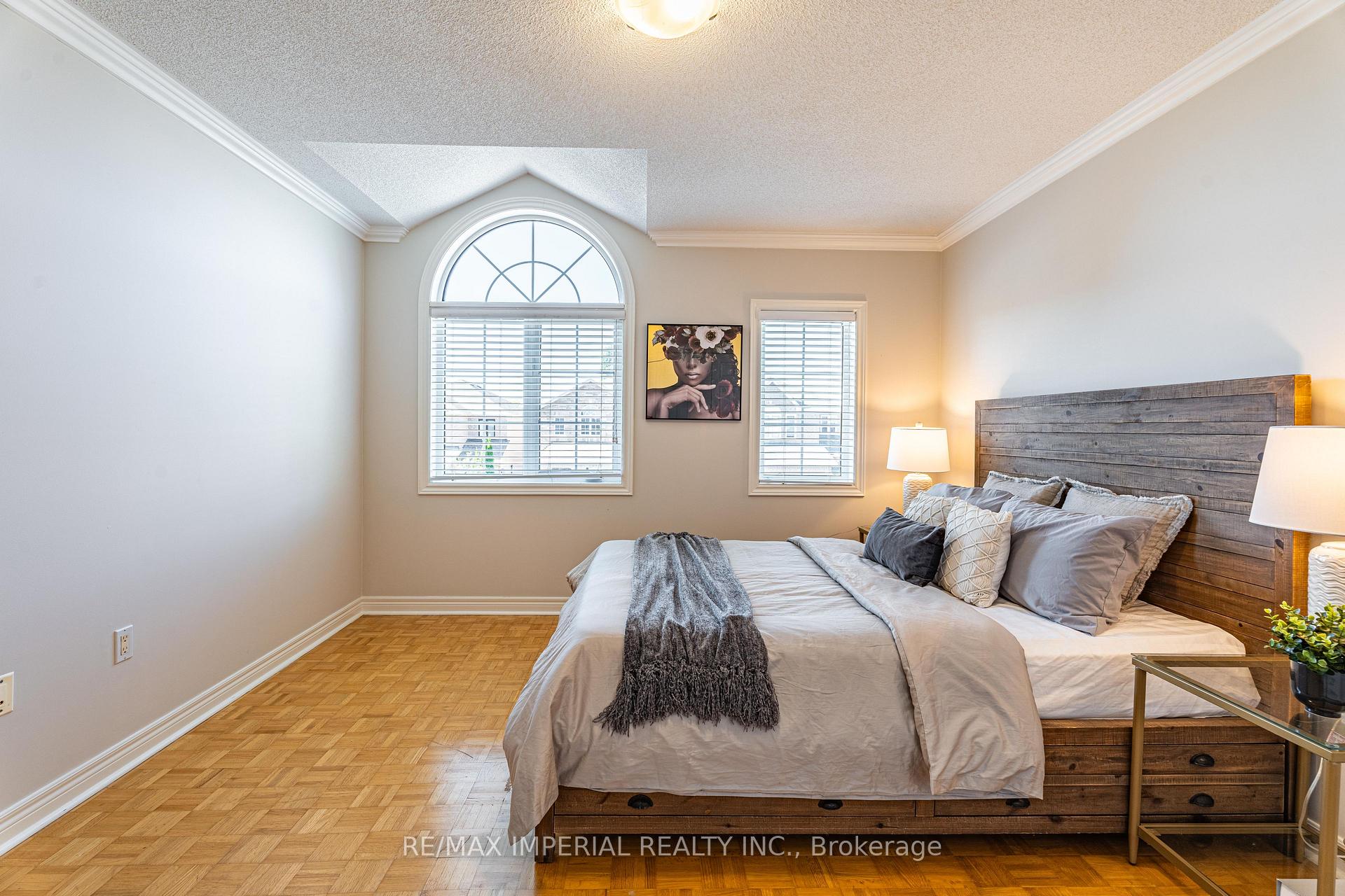Photo 27 of 23 Criscione Drive, Vaughan, Sonoma Heights — HOMEH
