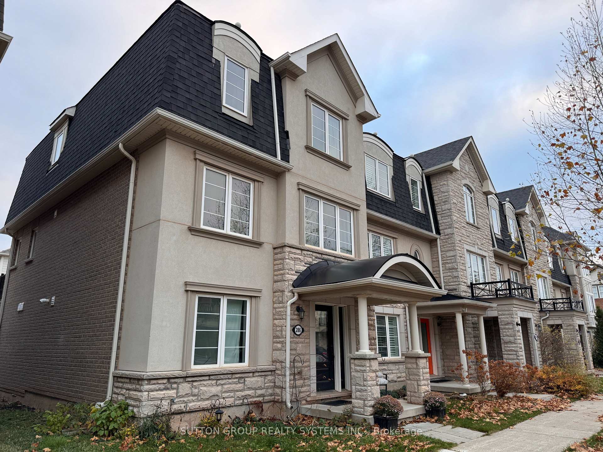 Front of 286 Ellen Davidson Drive