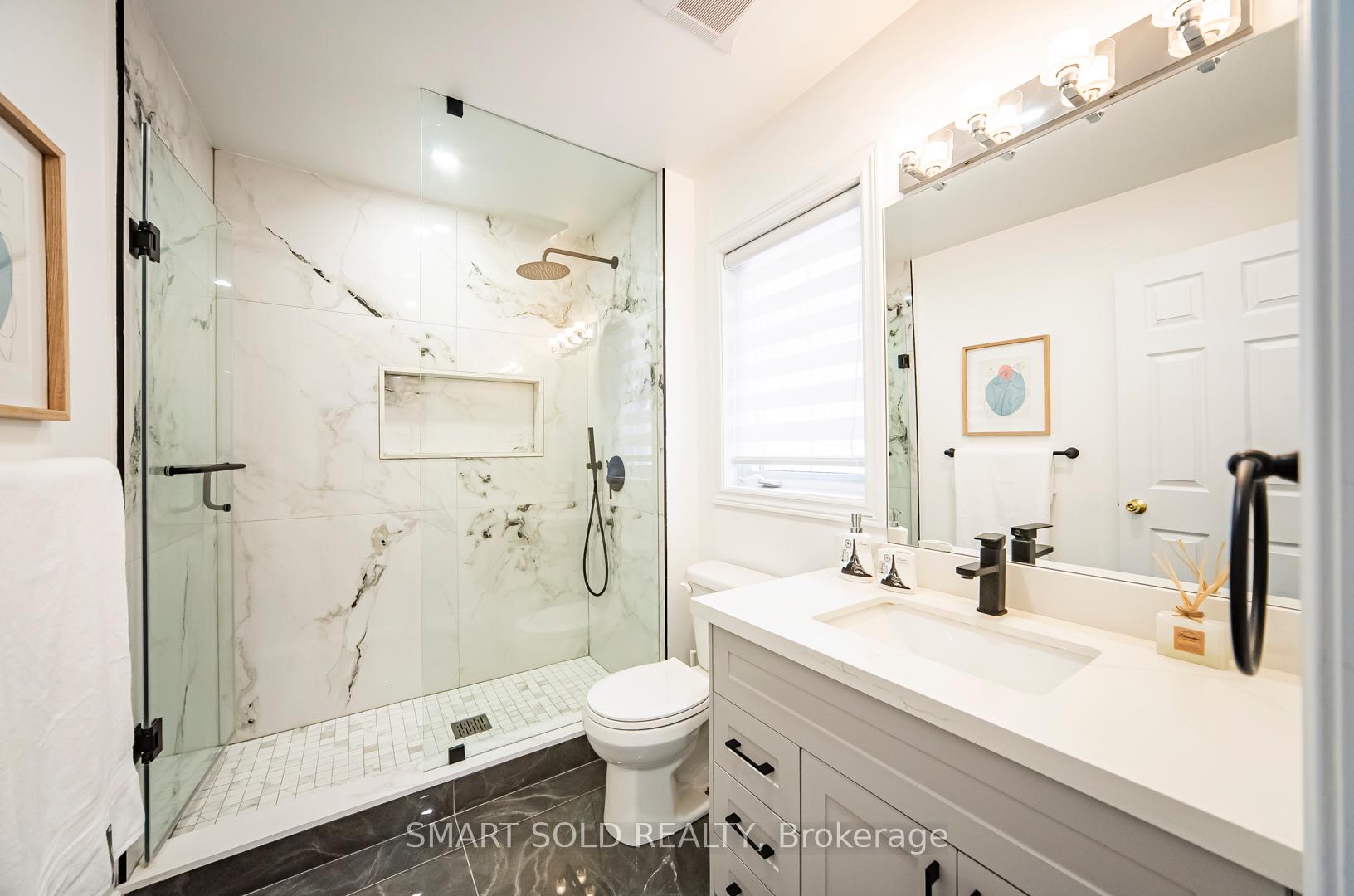 Photo 29 of 64 Vivaldi Drive, Vaughan, Patterson — HOMEH