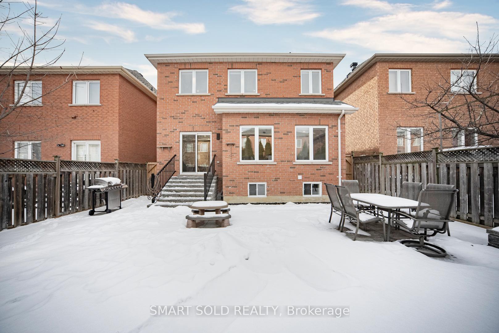 Photo 40 of 64 Vivaldi Drive, Vaughan, Patterson — HOMEH