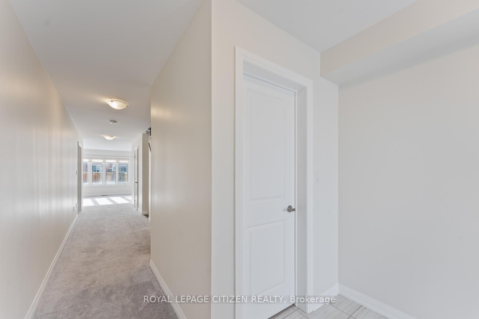 Photo 4 of 13 Gridiron Gate, Vaughan, Vellore Village — HOMEH