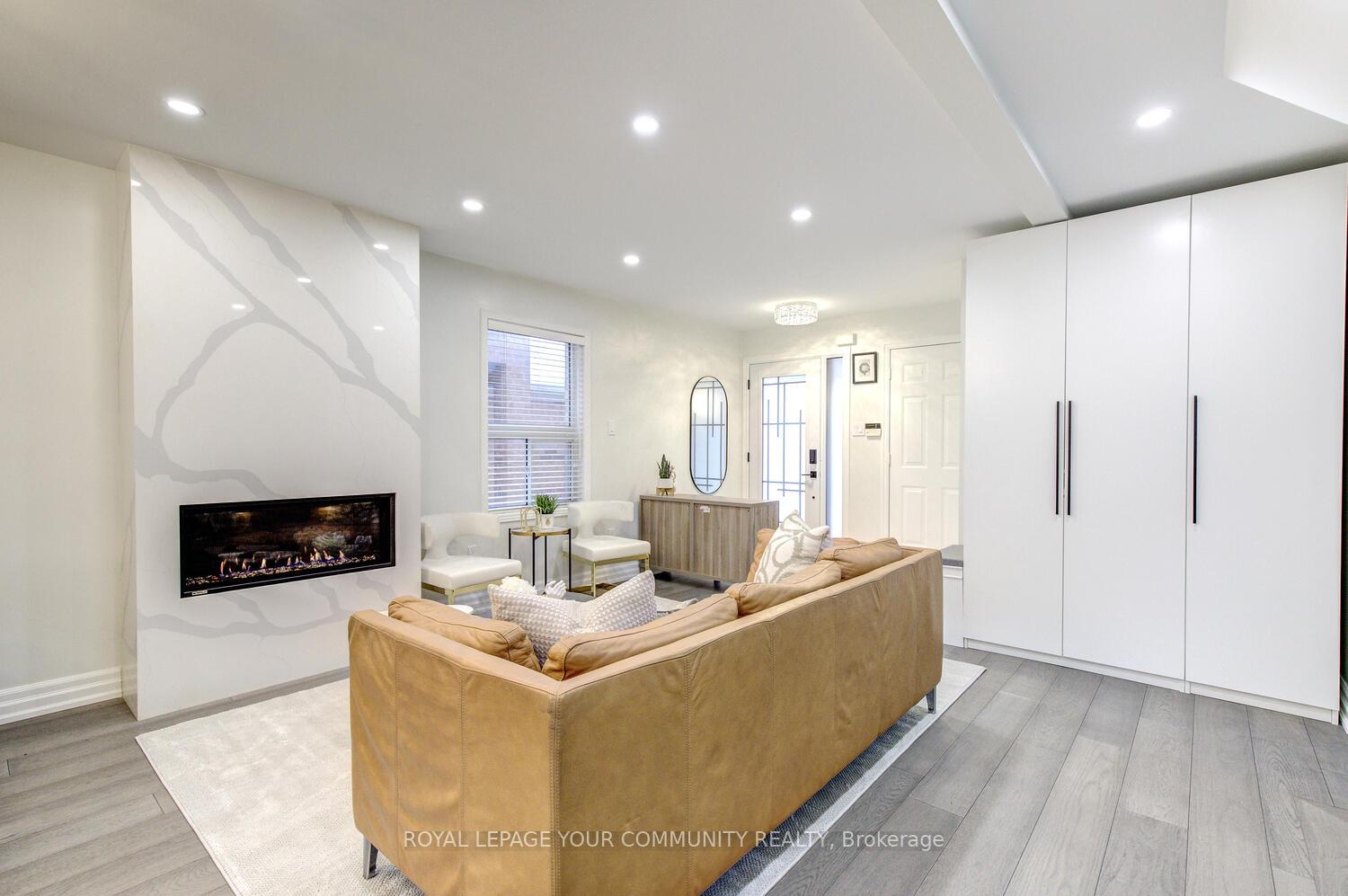 Photo 7 of 79 Seafield Road, Vaughan, Maple — HOMEH