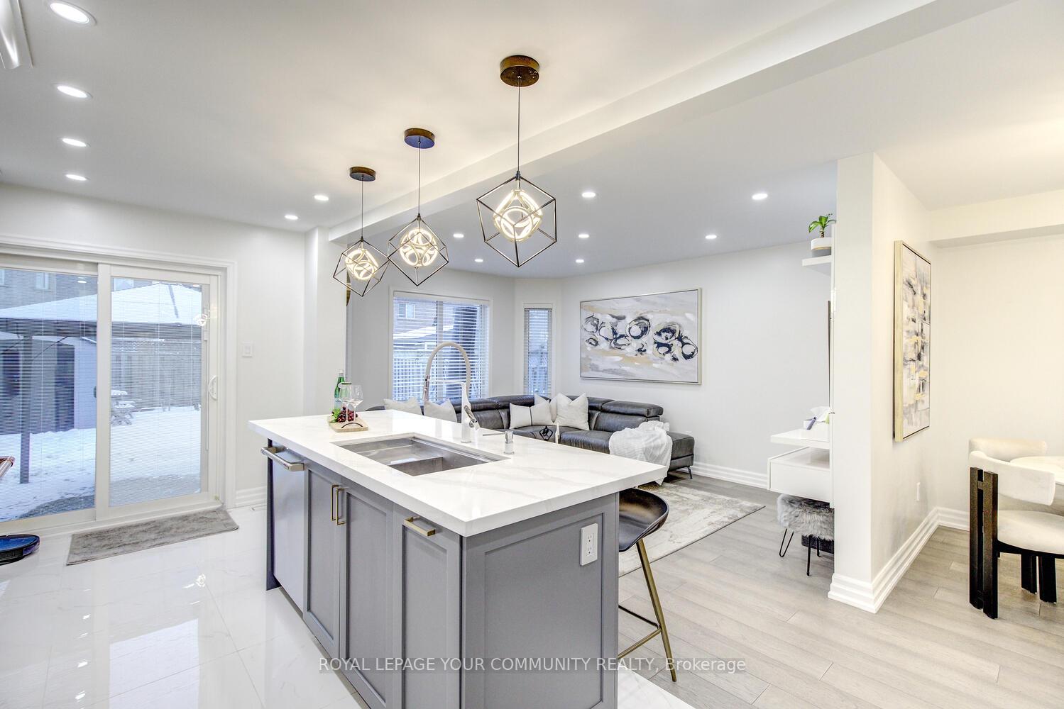 Photo 17 of 79 Seafield Road, Vaughan, Maple — HOMEH